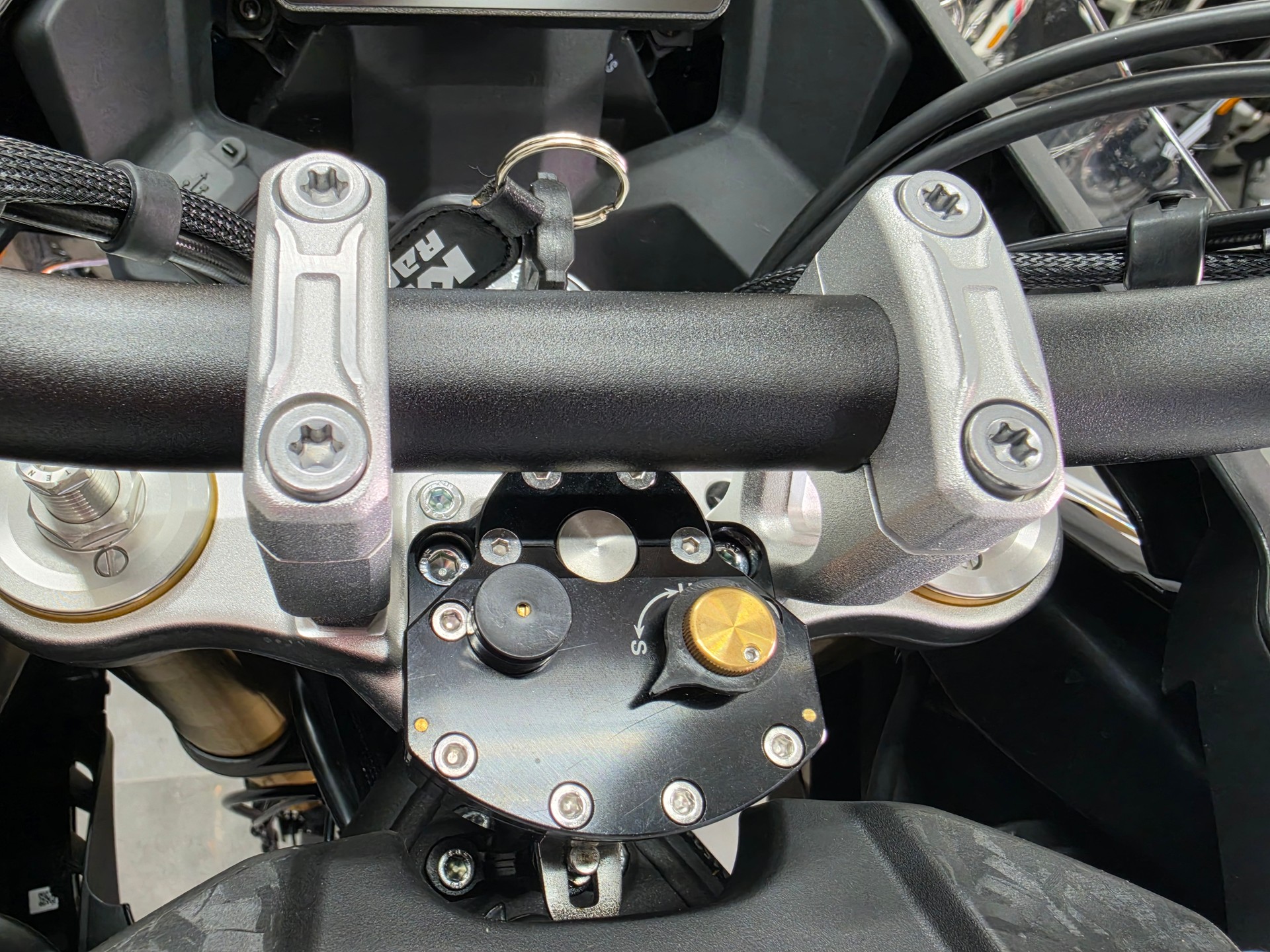 VOGE DS800X Rally-showroom-element-2