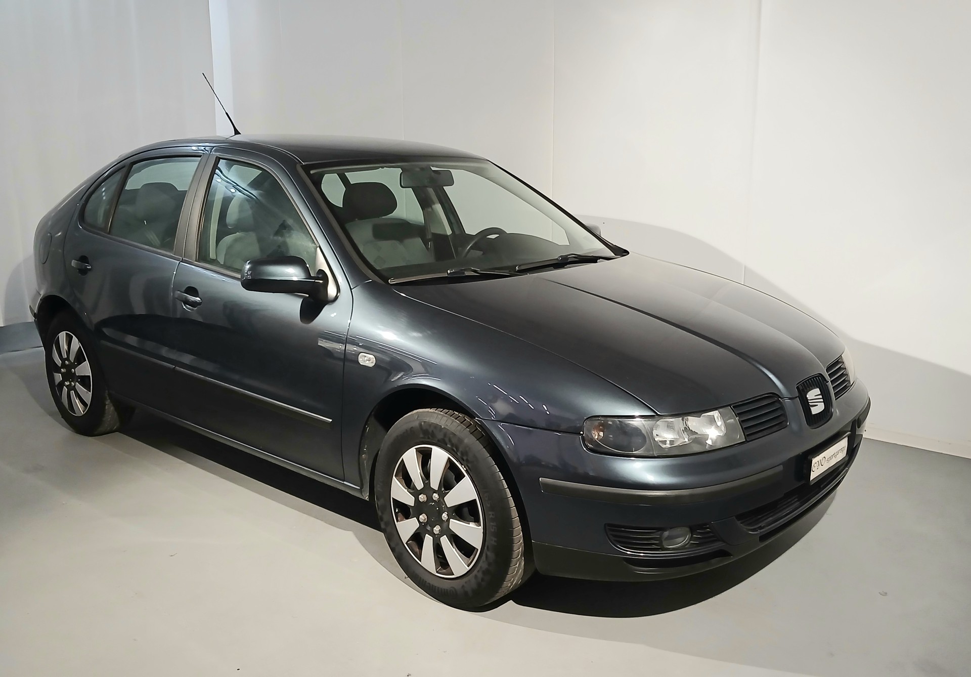 SEAT Leon 1.8 Stella Automat-image-4