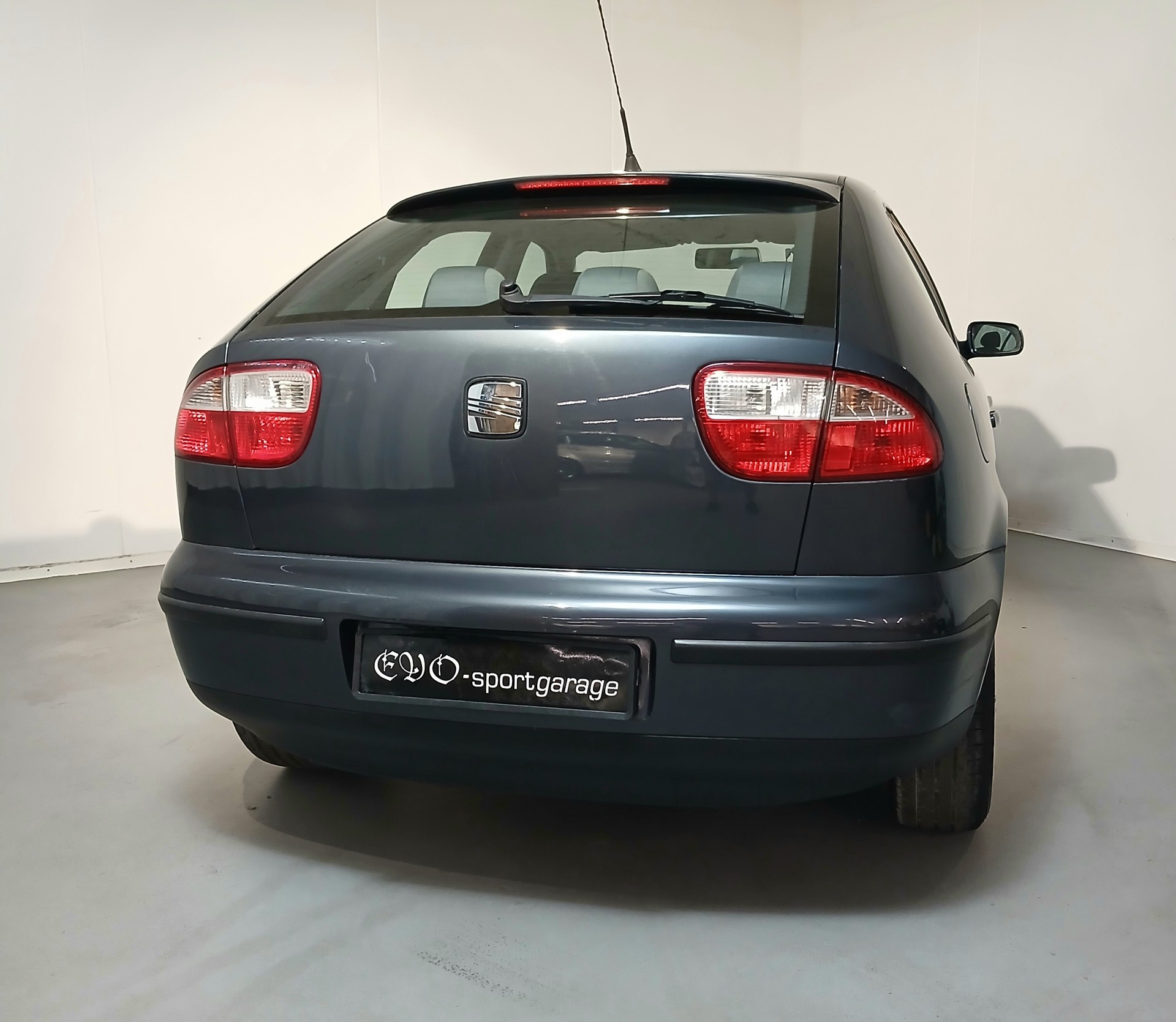 SEAT Leon 1.8 Stella Automat-image-9
