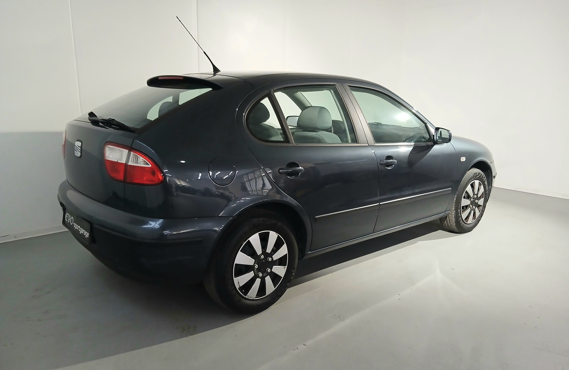 SEAT Leon 1.8 Stella Automat-image-6
