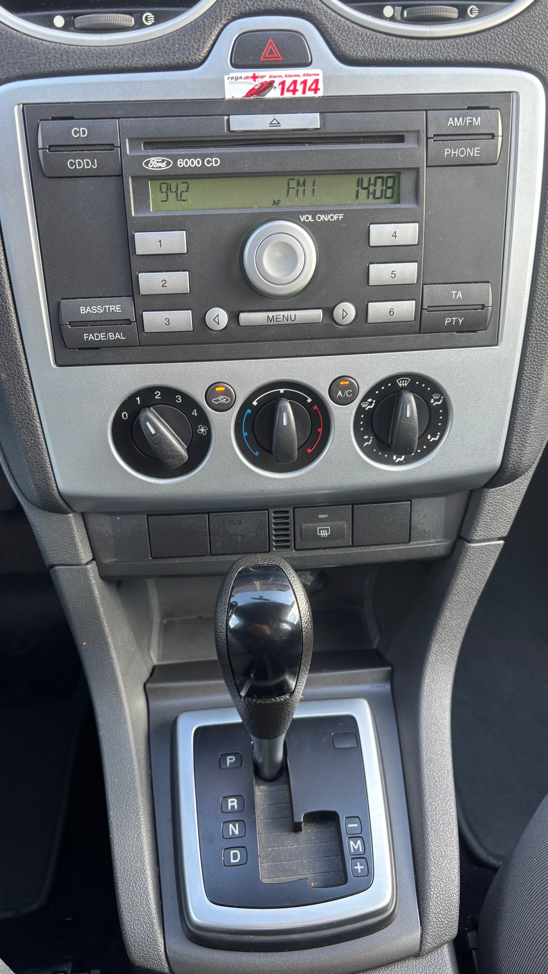 FORD Focus 1.6i Trend-image-9