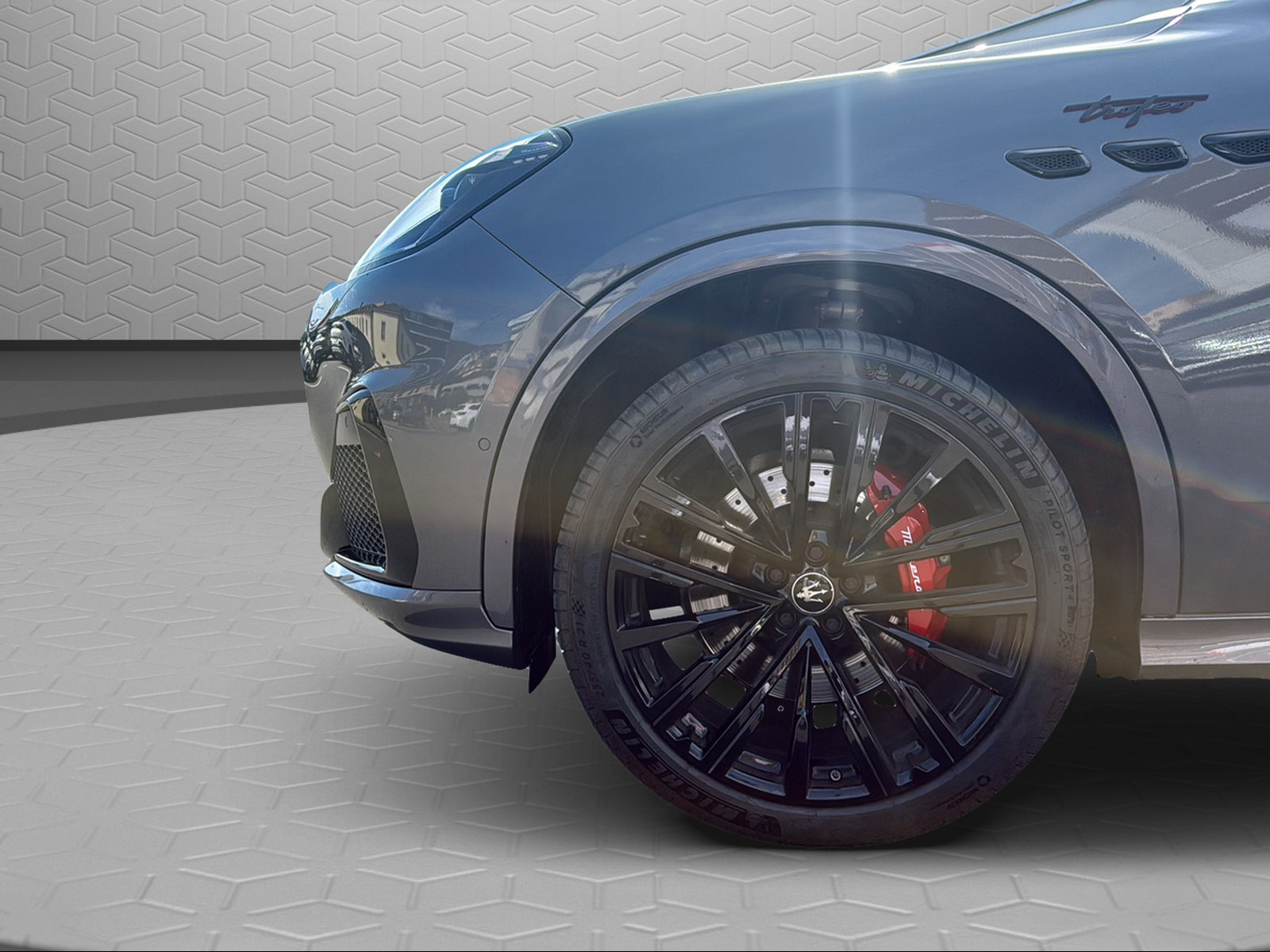 MASERATI Grecale 3.0 Trofeo Automatica-image-17