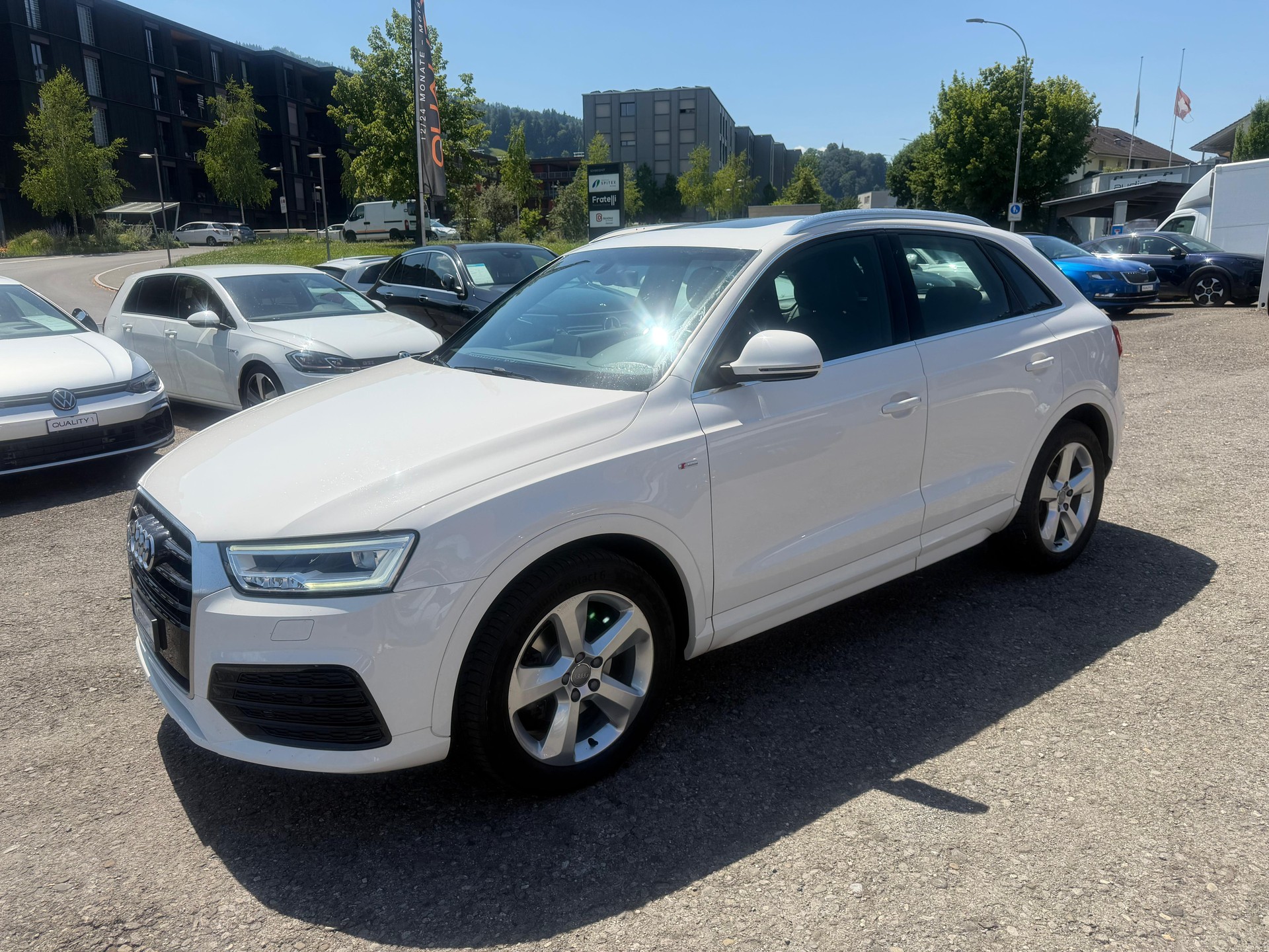 AUDI Q3 2.0 TFSI S-LINE sport quattro S-tronic-image-0