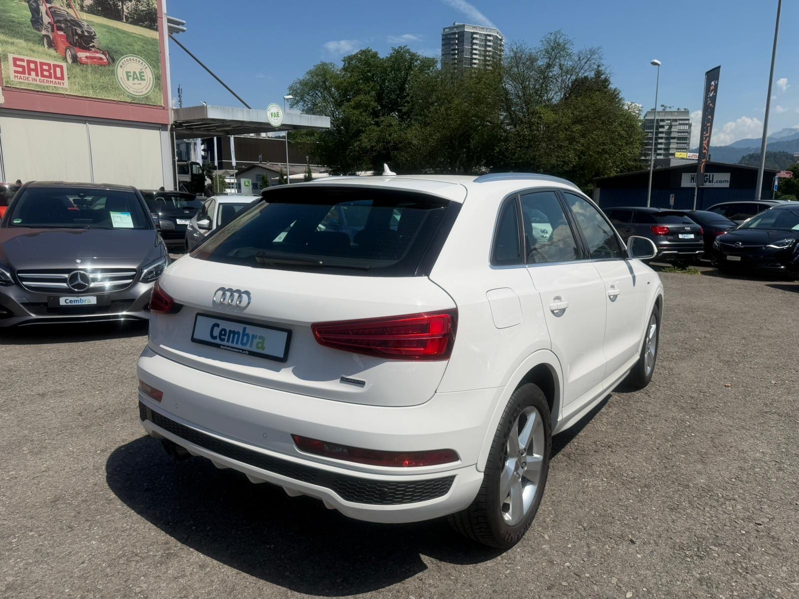 AUDI Q3 2.0 TFSI S-LINE sport quattro S-tronic-image-4