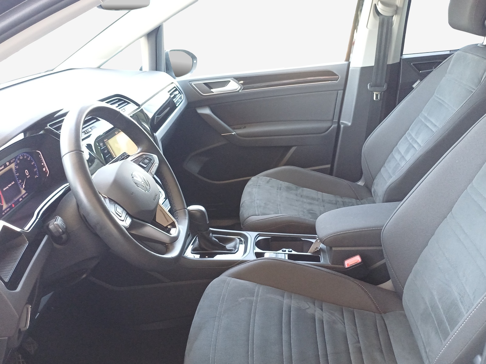 VW Touran 1.5 TSI EVO Highline DSG-image-7