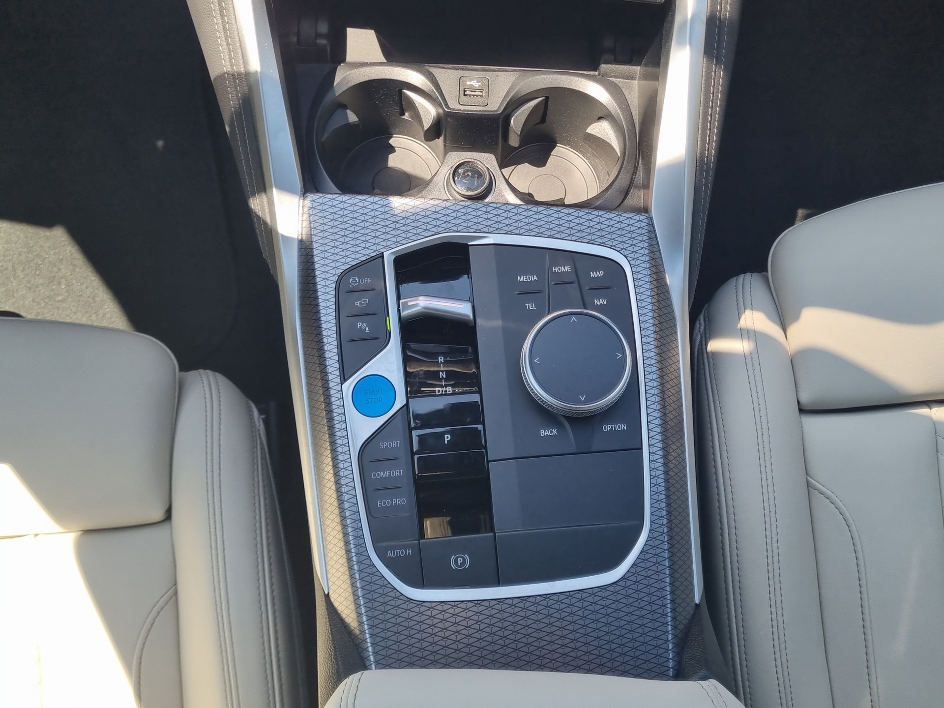BMW i4 M50-image-17