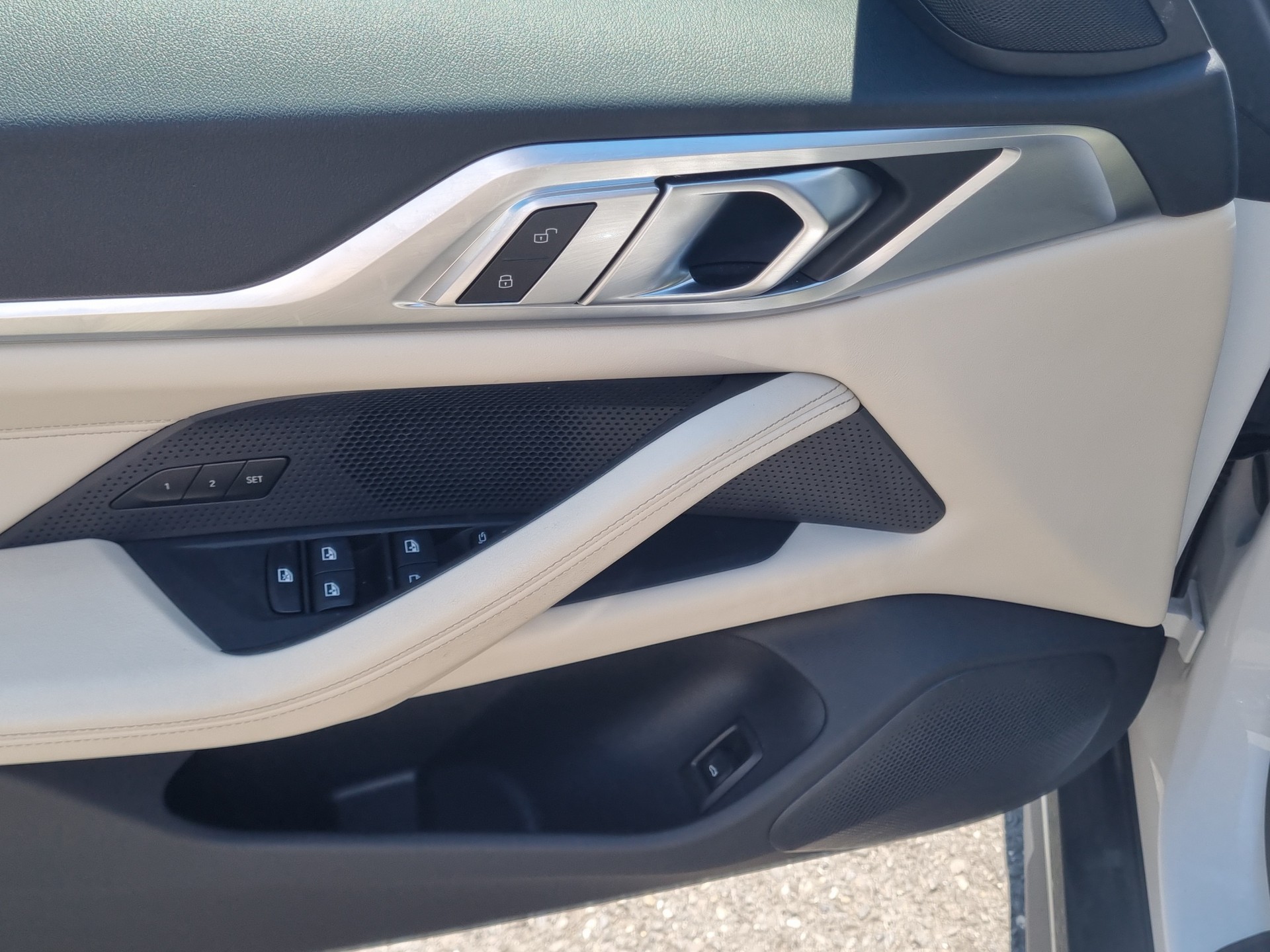 BMW i4 M50-image-12