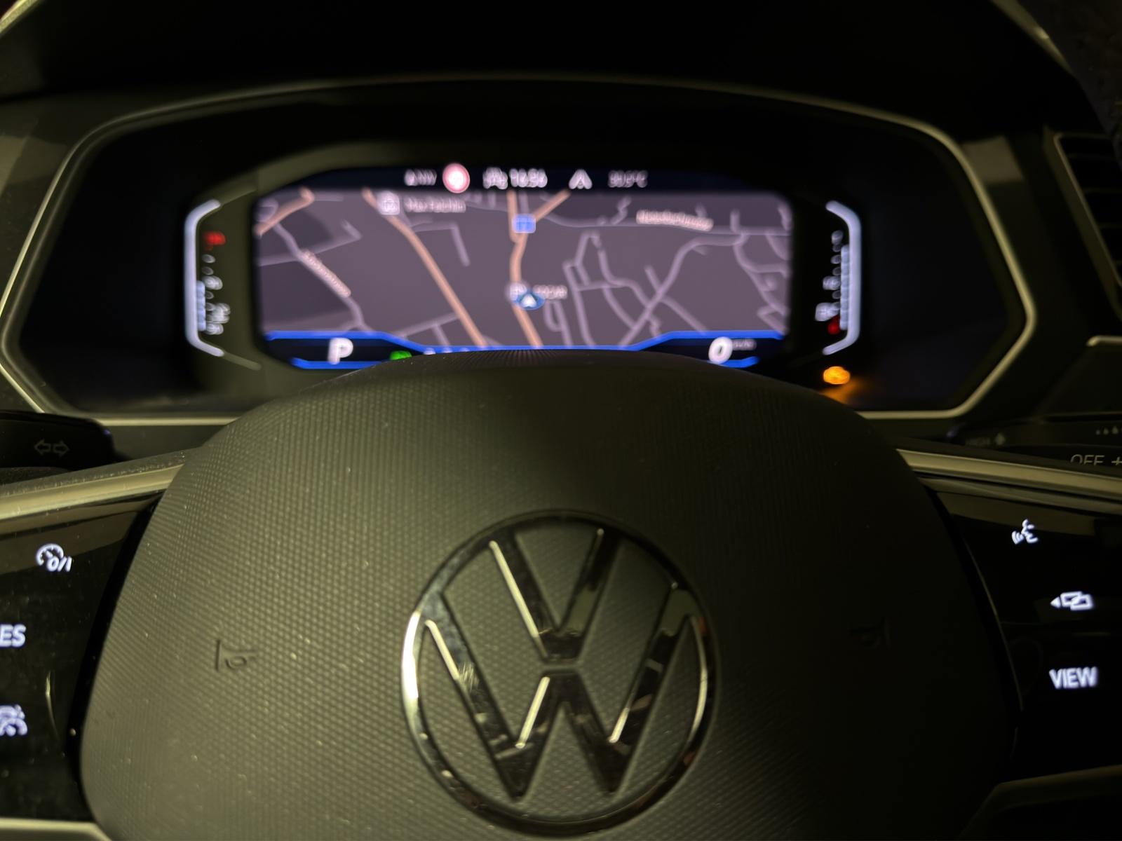 VW Tiguan 2.0 TSI R-Line DSG-image-14
