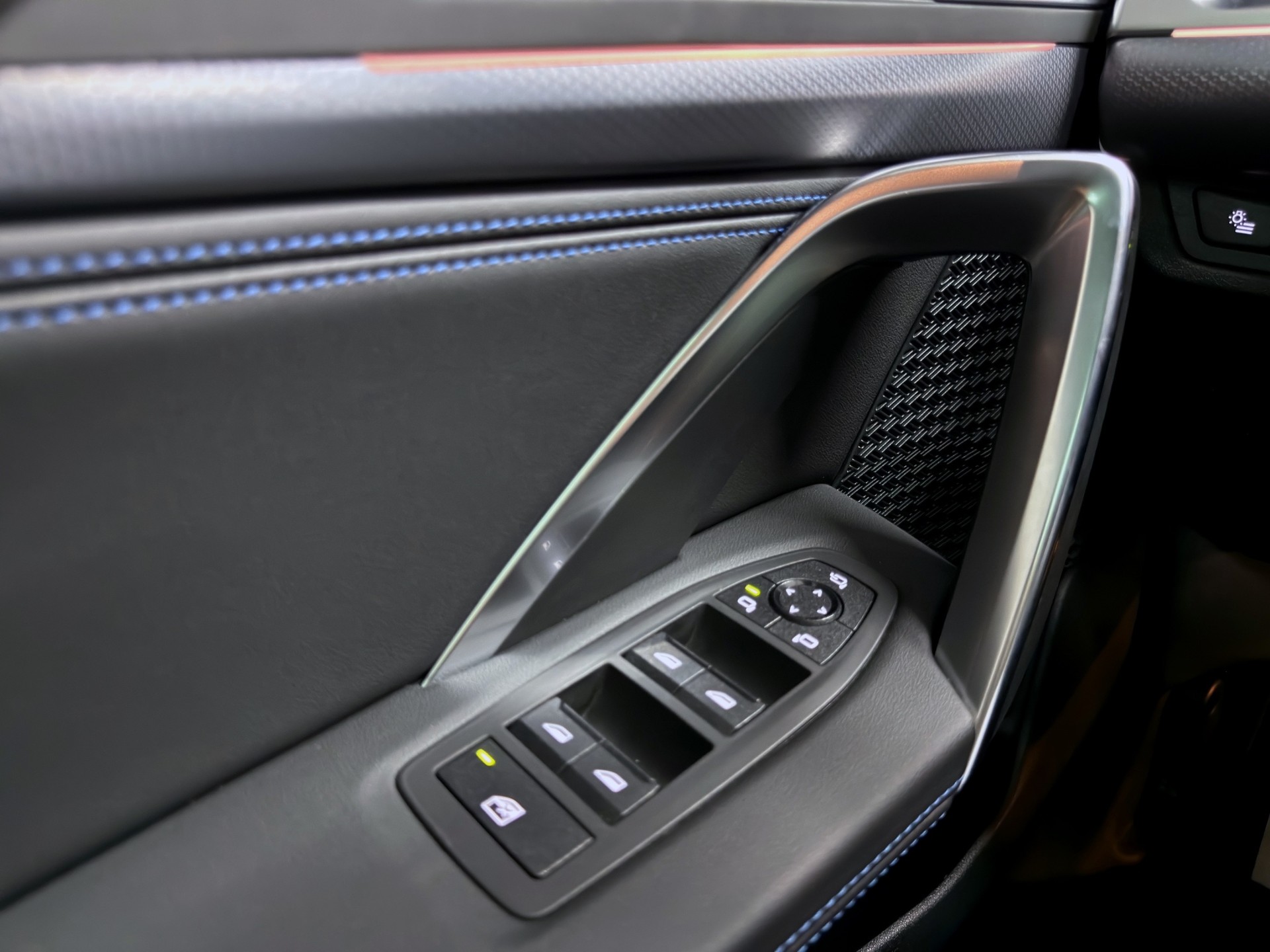 BMW X2 xDrive M35i M Sport Pro-image-29