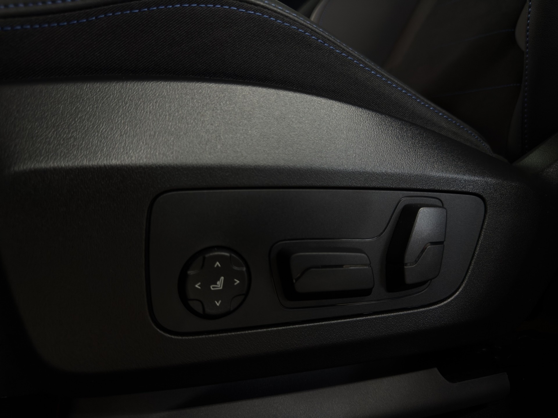 BMW X2 xDrive M35i M Sport Pro-image-28