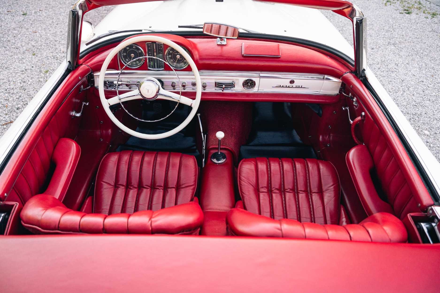 MERCEDES-BENZ 300 SL Roadster-image-5