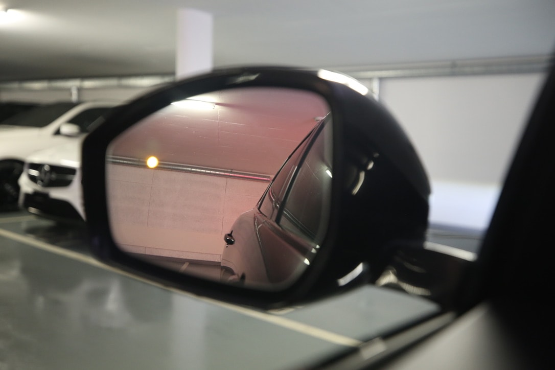 JAGUAR F-Pace 2.0 P250 R-Dynamic SE AWD-image-9