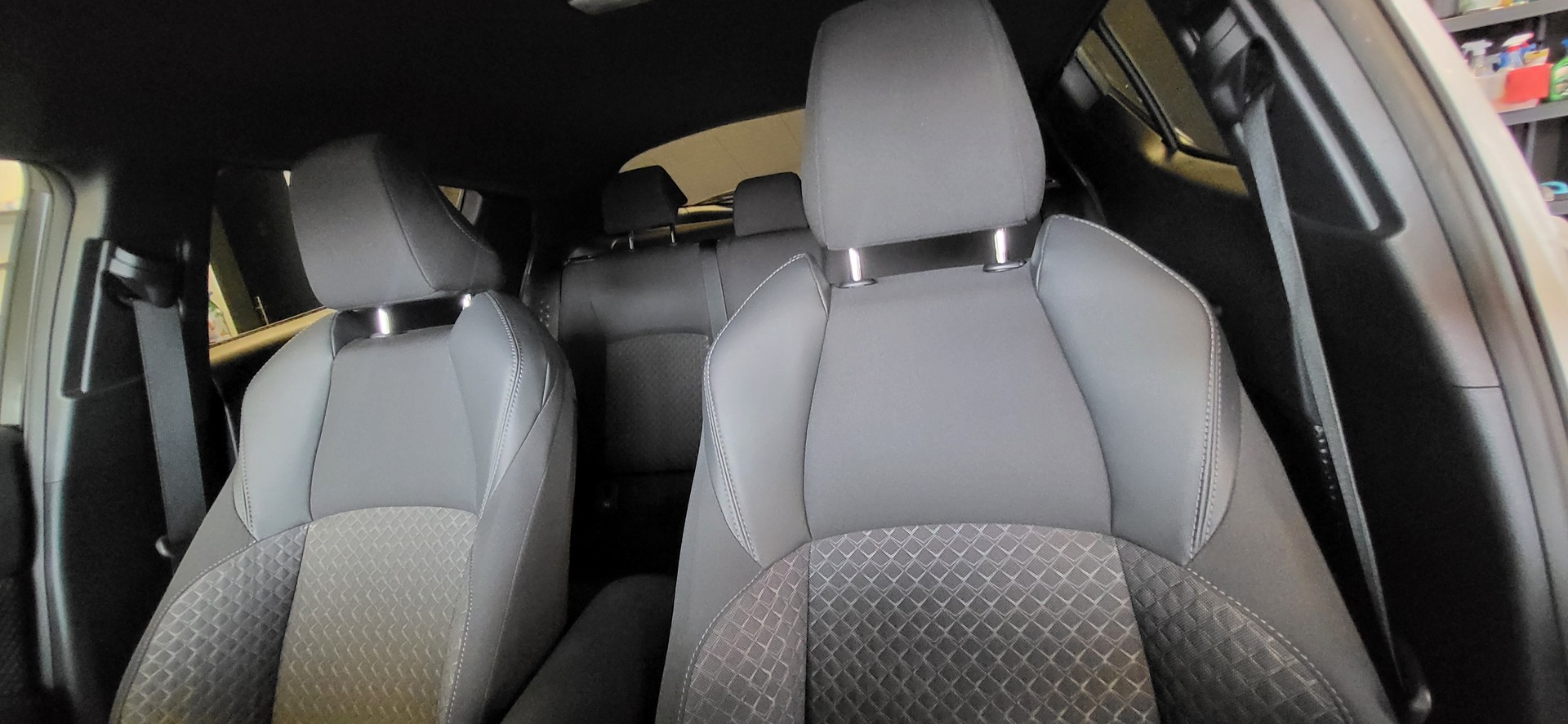 TOYOTA C-HR 1.8 HSD CVT Trend-image-6