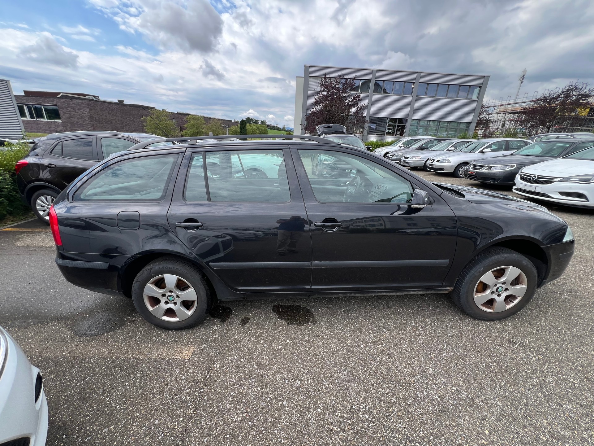 SKODA Octavia 2.0 FSI Adventure 4x4-image-4