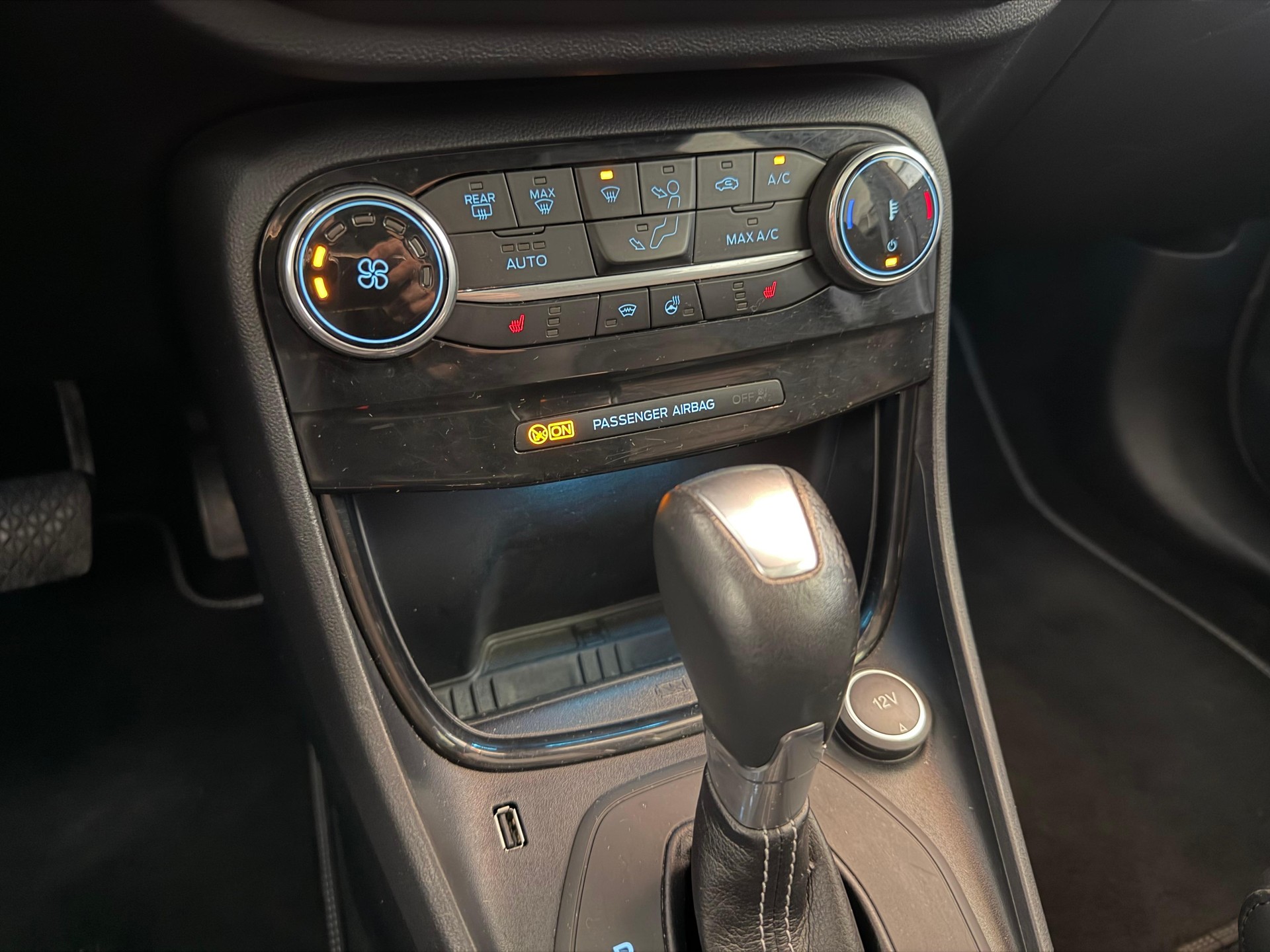 FORD Puma 1.0 EcoB Hybrid 155 ST-Line Vignale-image-15