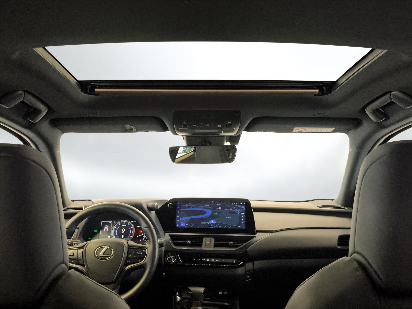 LEXUS UX 250h F-Line-image-5