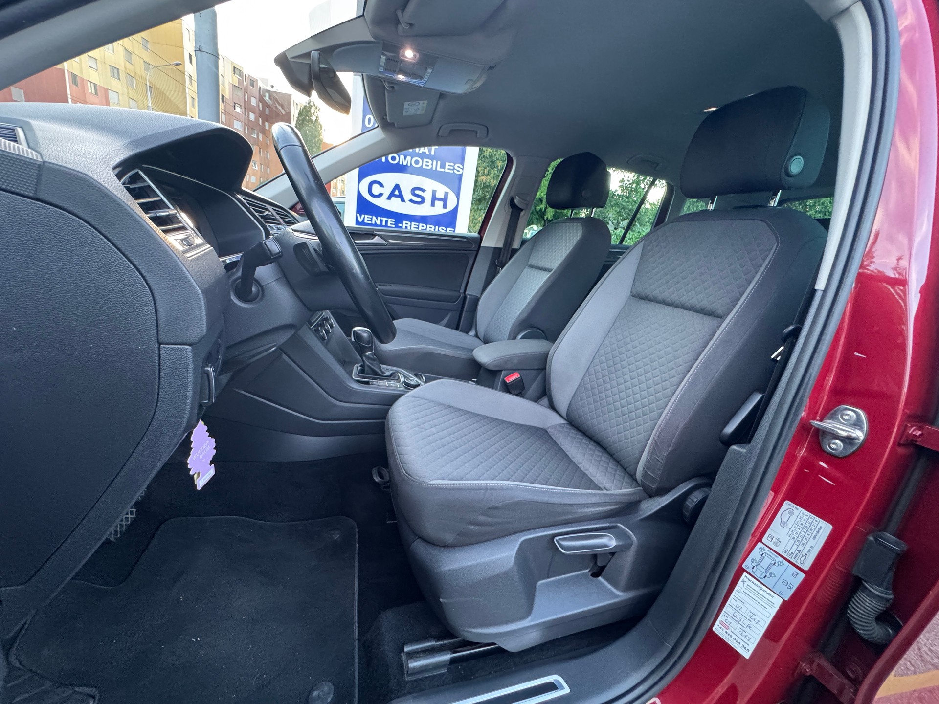 VW Tiguan 2.0 TDI SCR Comfortline 4Motion DSG-image-6
