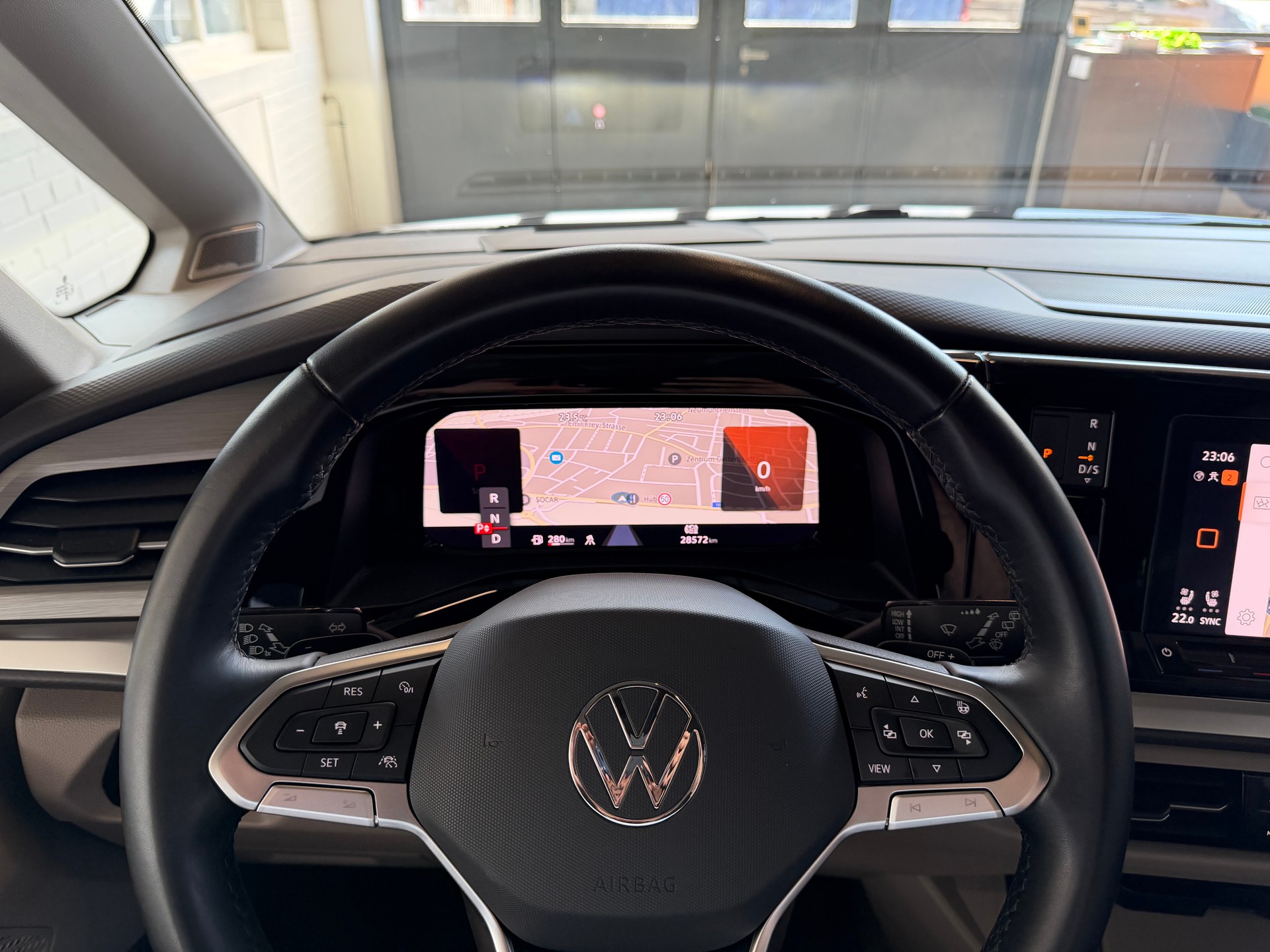 VW Multivan 2.0 TSI 204 PS '' EDITION '' LEDER ''Life DSG Lang-image-20