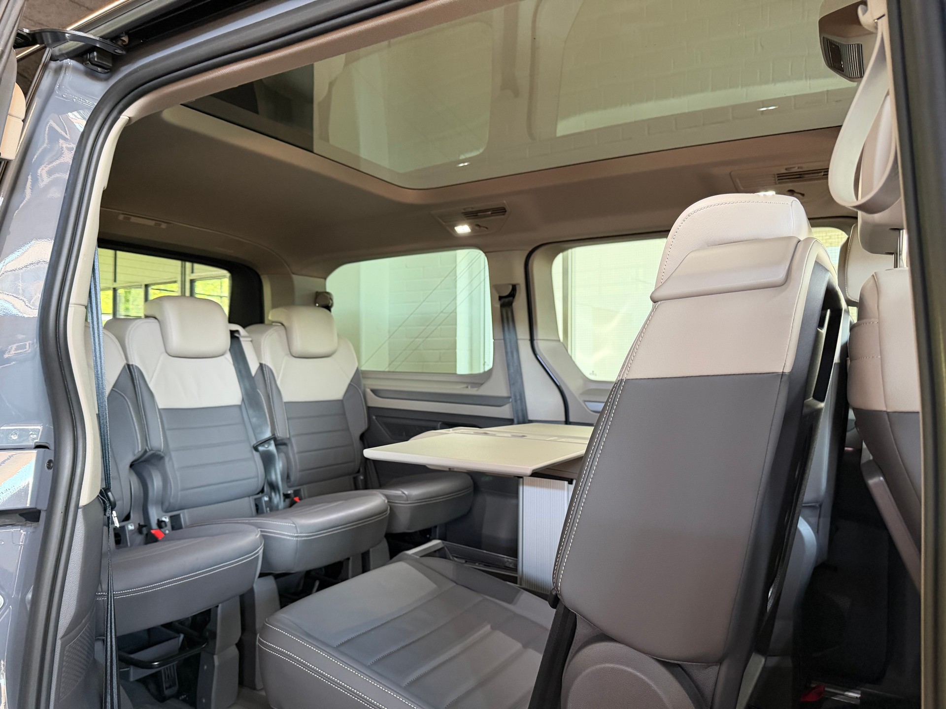 VW Multivan 2.0 TSI 204 PS '' EDITION '' LEDER ''Life DSG Lang-image-11