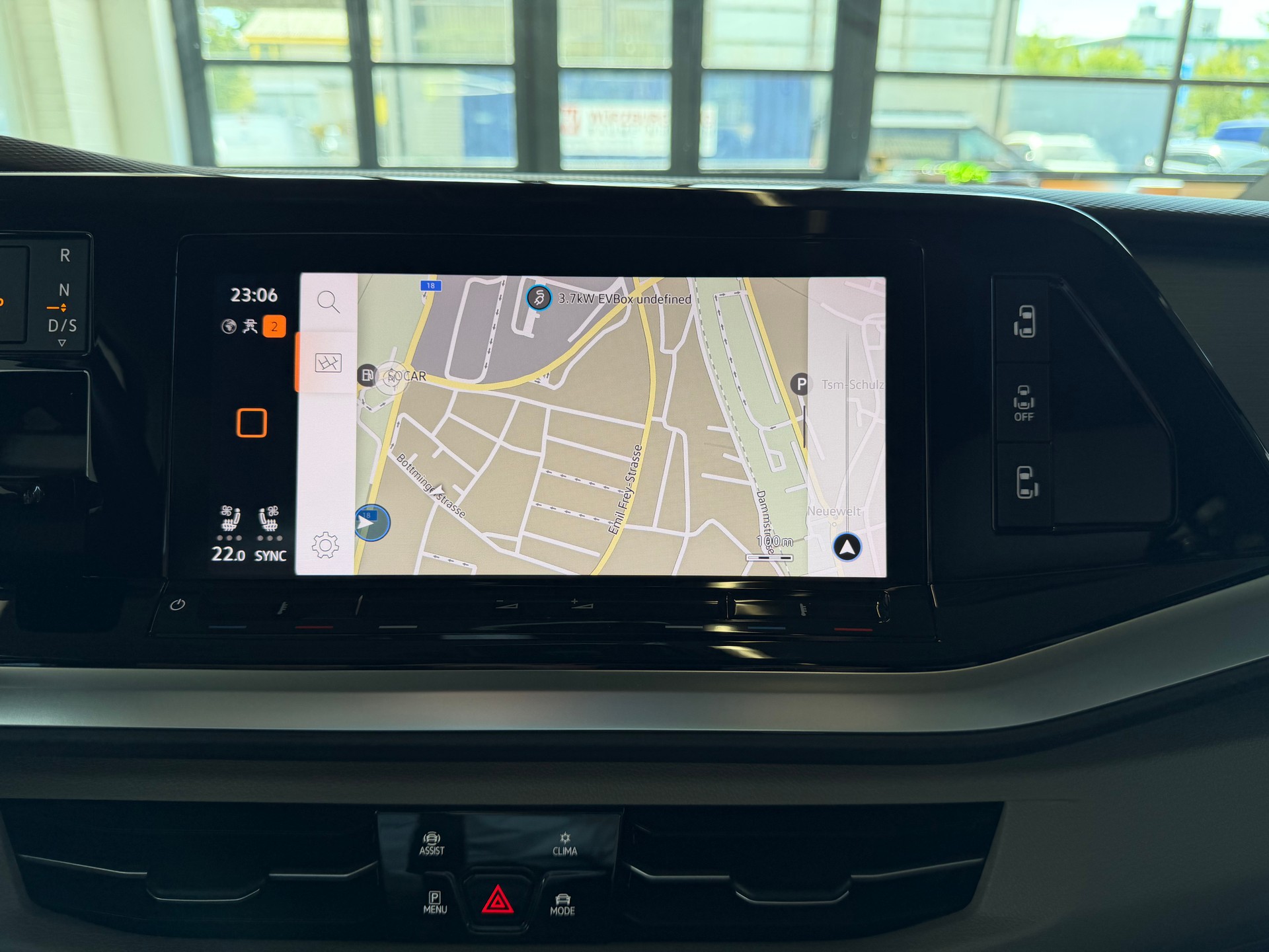 VW Multivan 2.0 TSI 204 PS '' EDITION '' LEDER ''Life DSG Lang-image-23