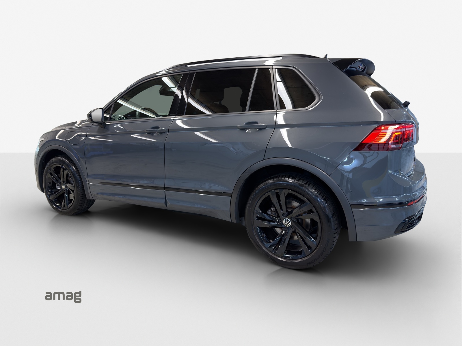 VW Tiguan 1.4TSI PHEV R-Line DSG-image-2