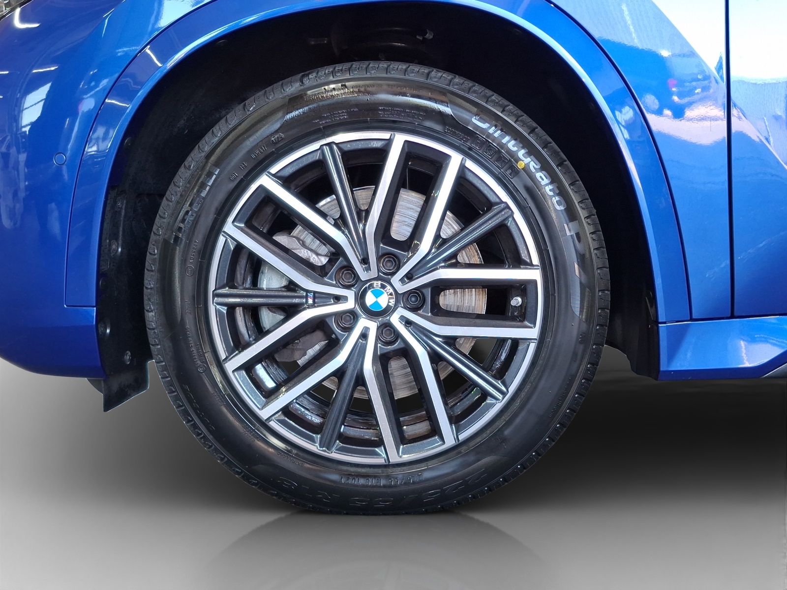 BMW X1 xDrive 23i 48V M Sport-image-14