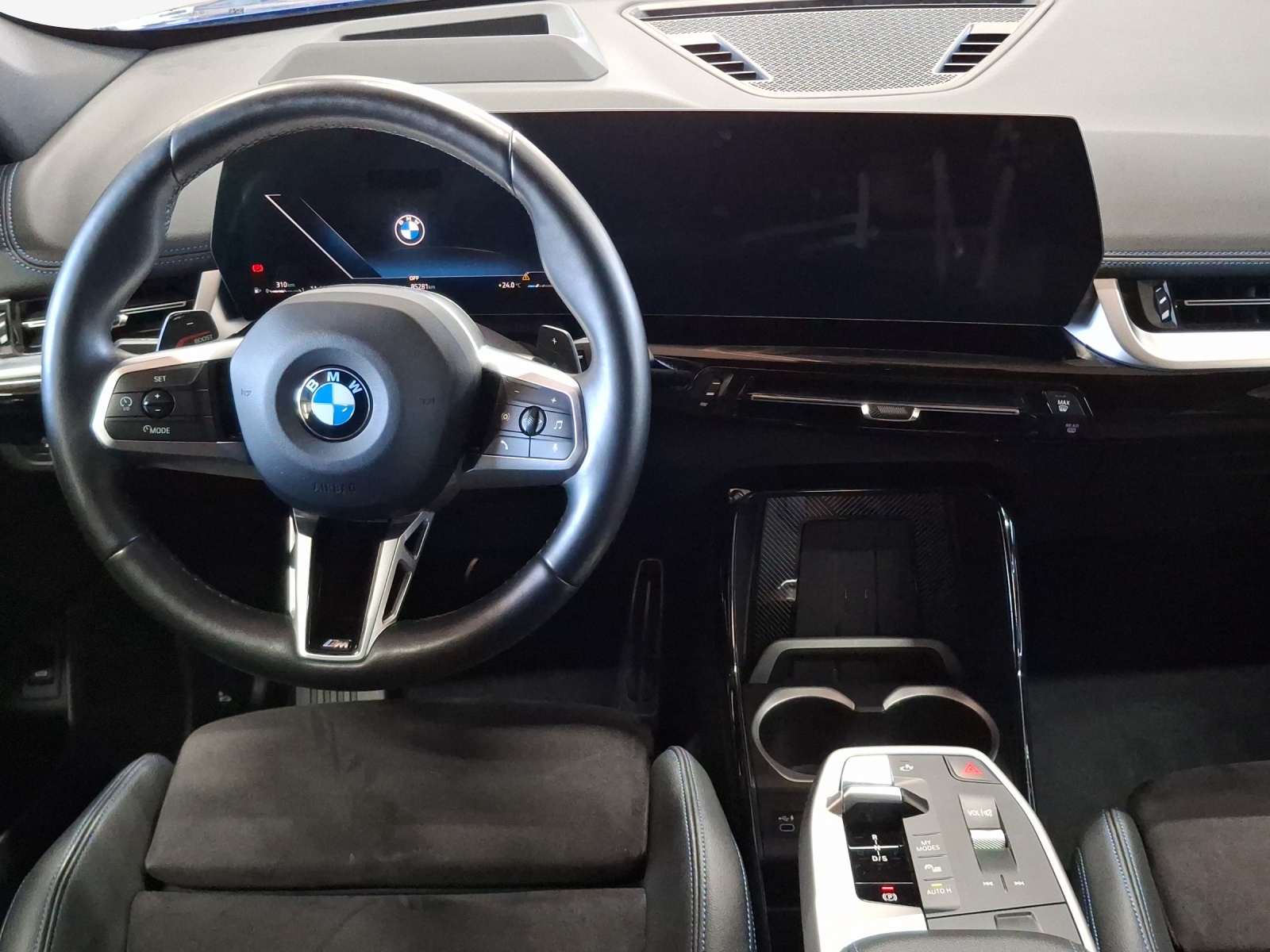 BMW X1 xDrive 23i 48V M Sport-image-10