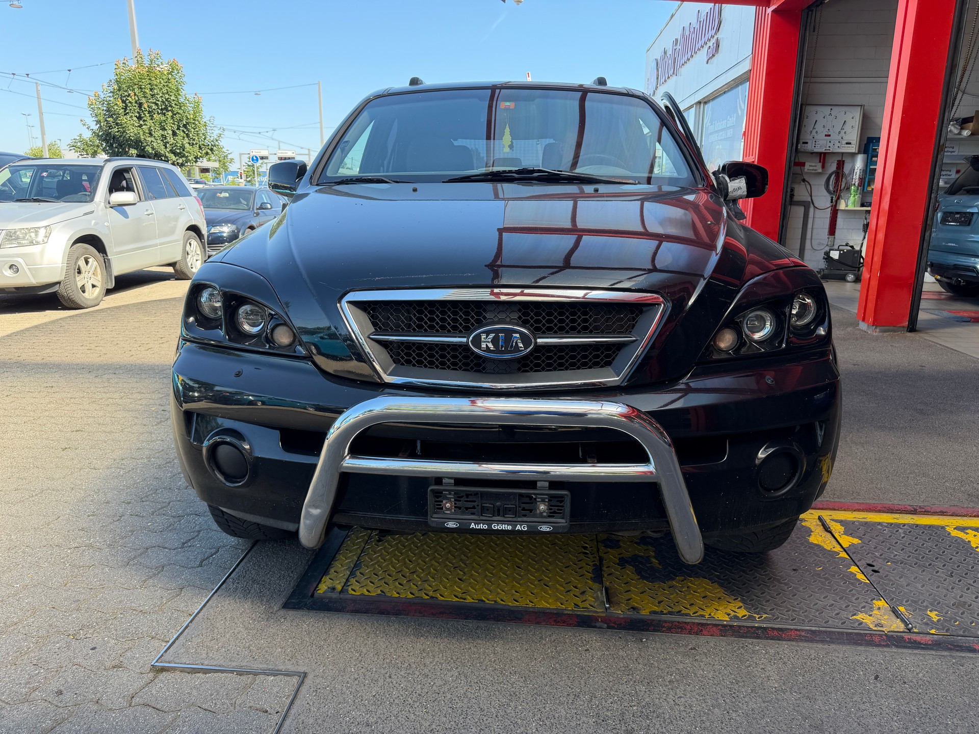 KIA Sorento 2.5 CRDI EX-image-2