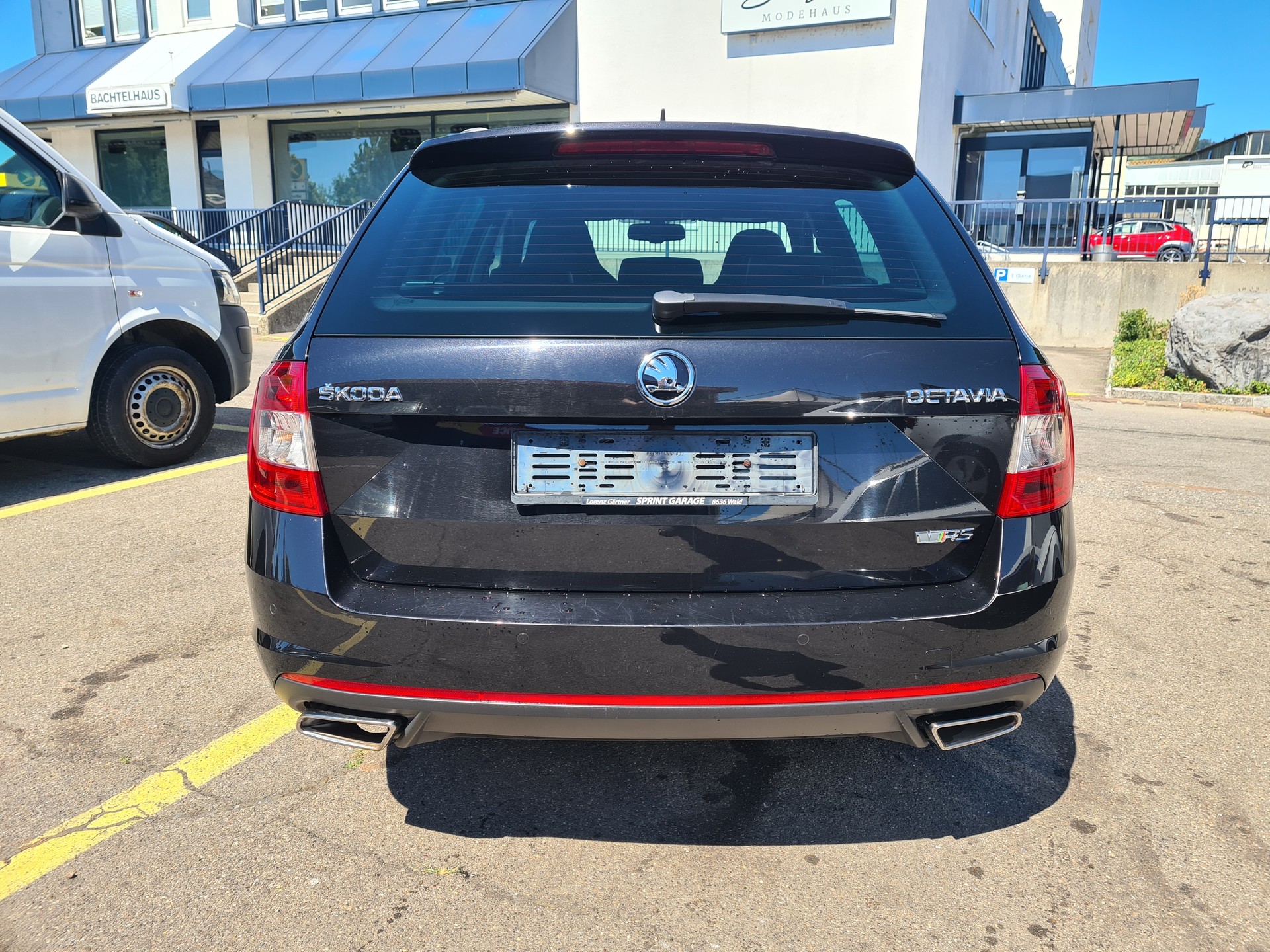 SKODA Octavia Combi 2.0 TDI RS DSG-image-5