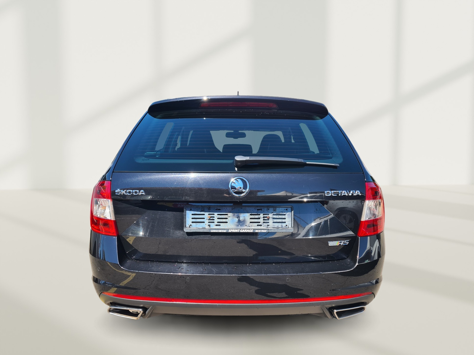 SKODA Octavia Combi 2.0 TDI RS DSG-image-5