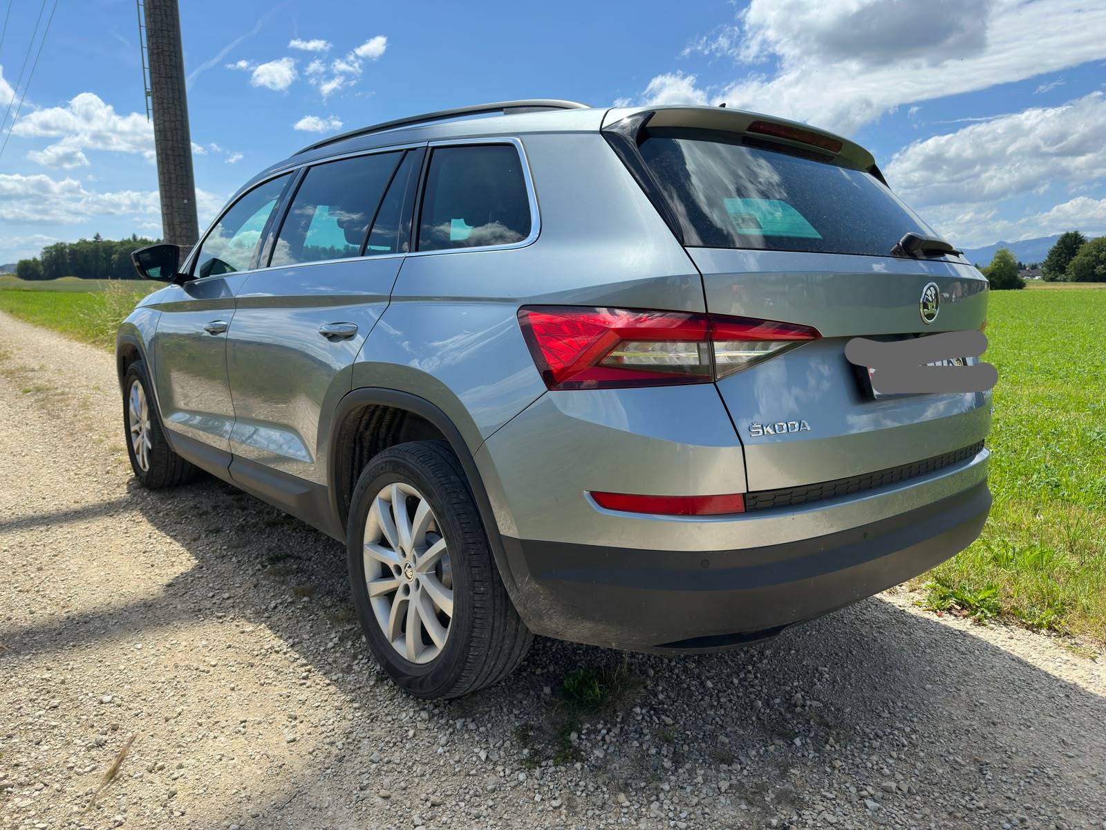 SKODA 2.0 TDI 190 Style DSG-image-2