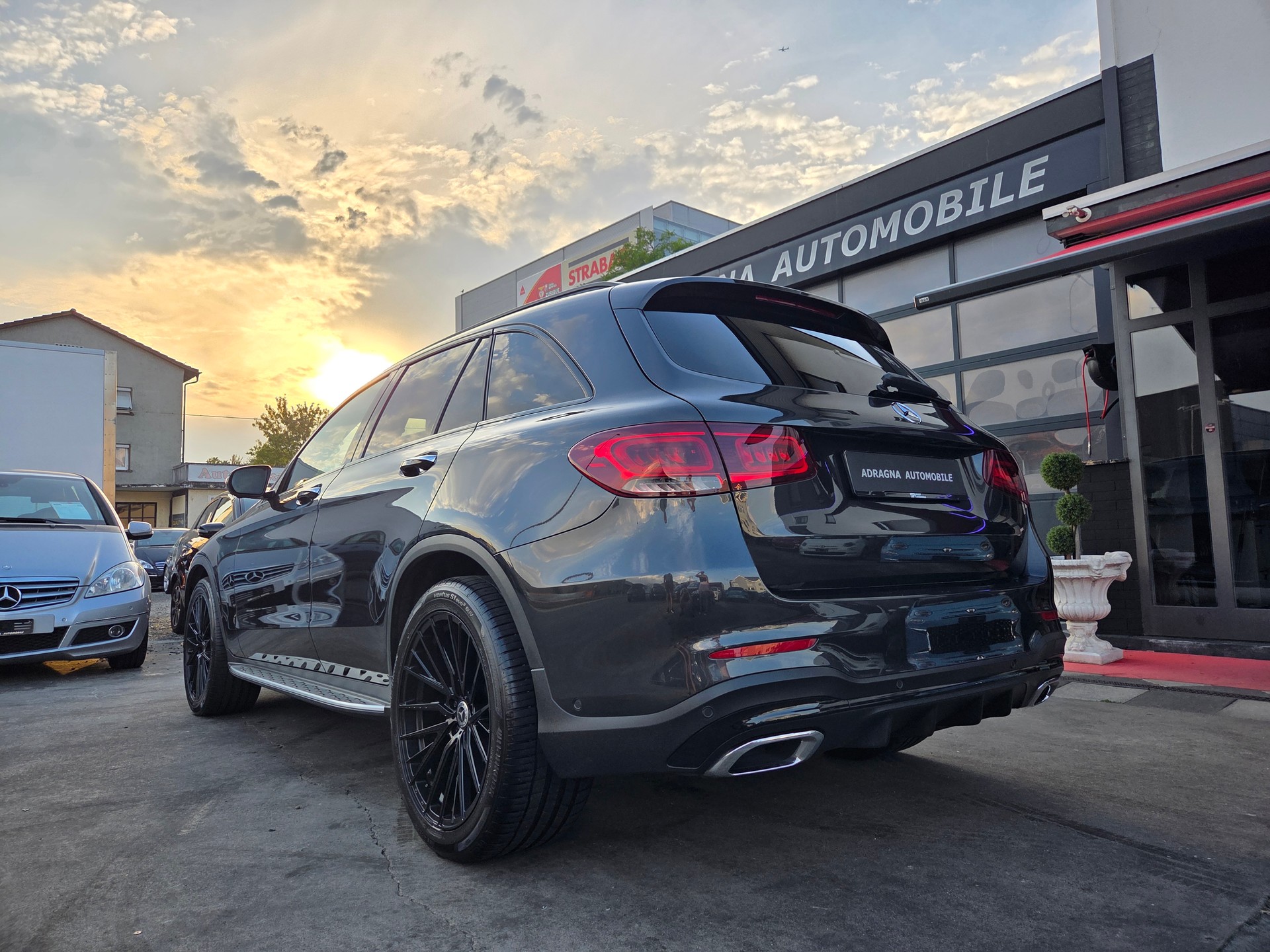 MERCEDES-BENZ GLC 400 d 4Matic AMG Line 9G-Tronic-image-6