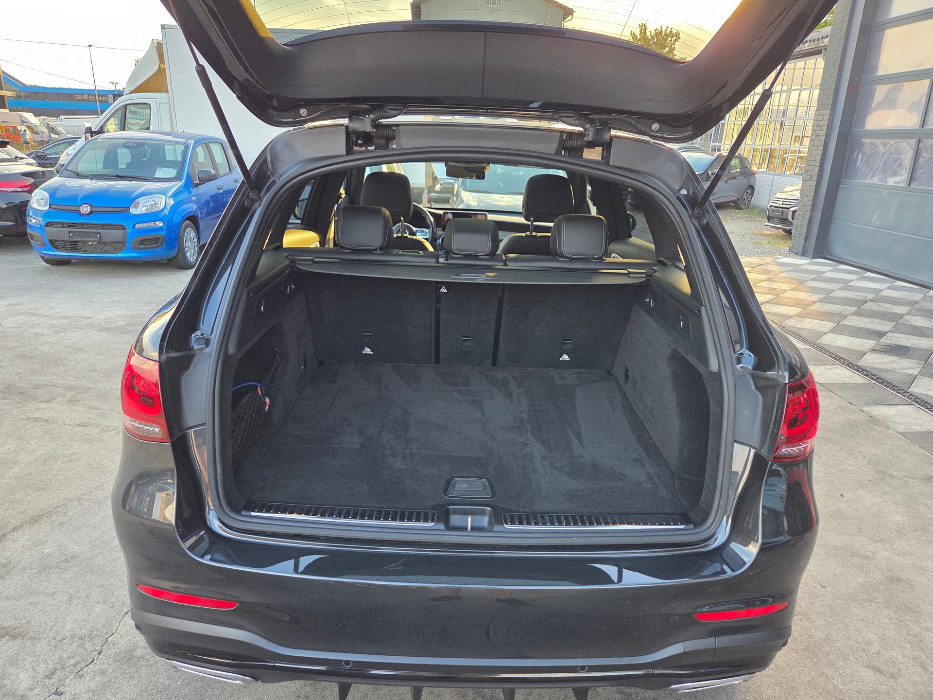 MERCEDES-BENZ GLC 400 d 4Matic AMG Line 9G-Tronic-image-9