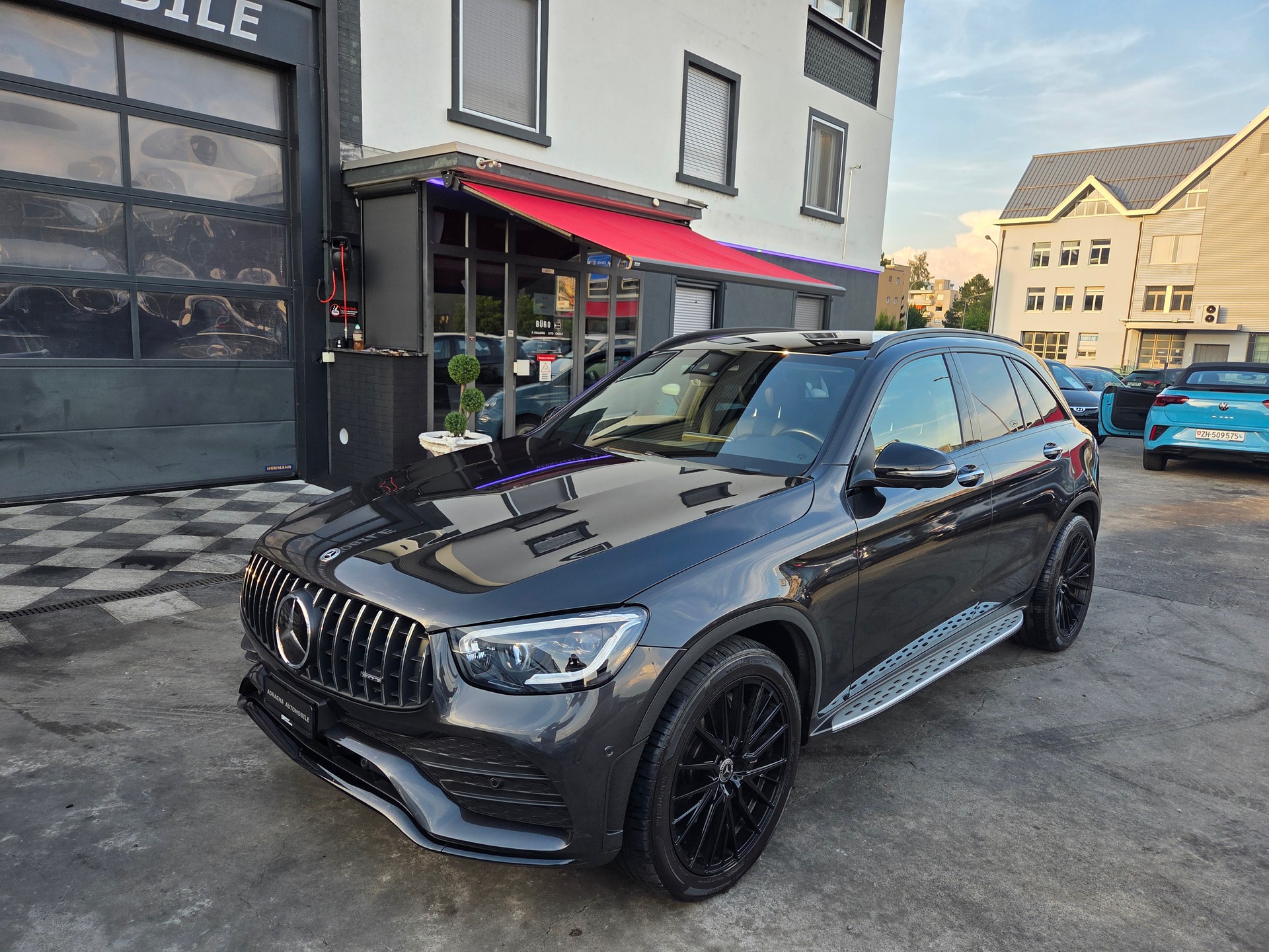 MERCEDES-BENZ GLC 400 d 4Matic AMG Line 9G-Tronic-image-3