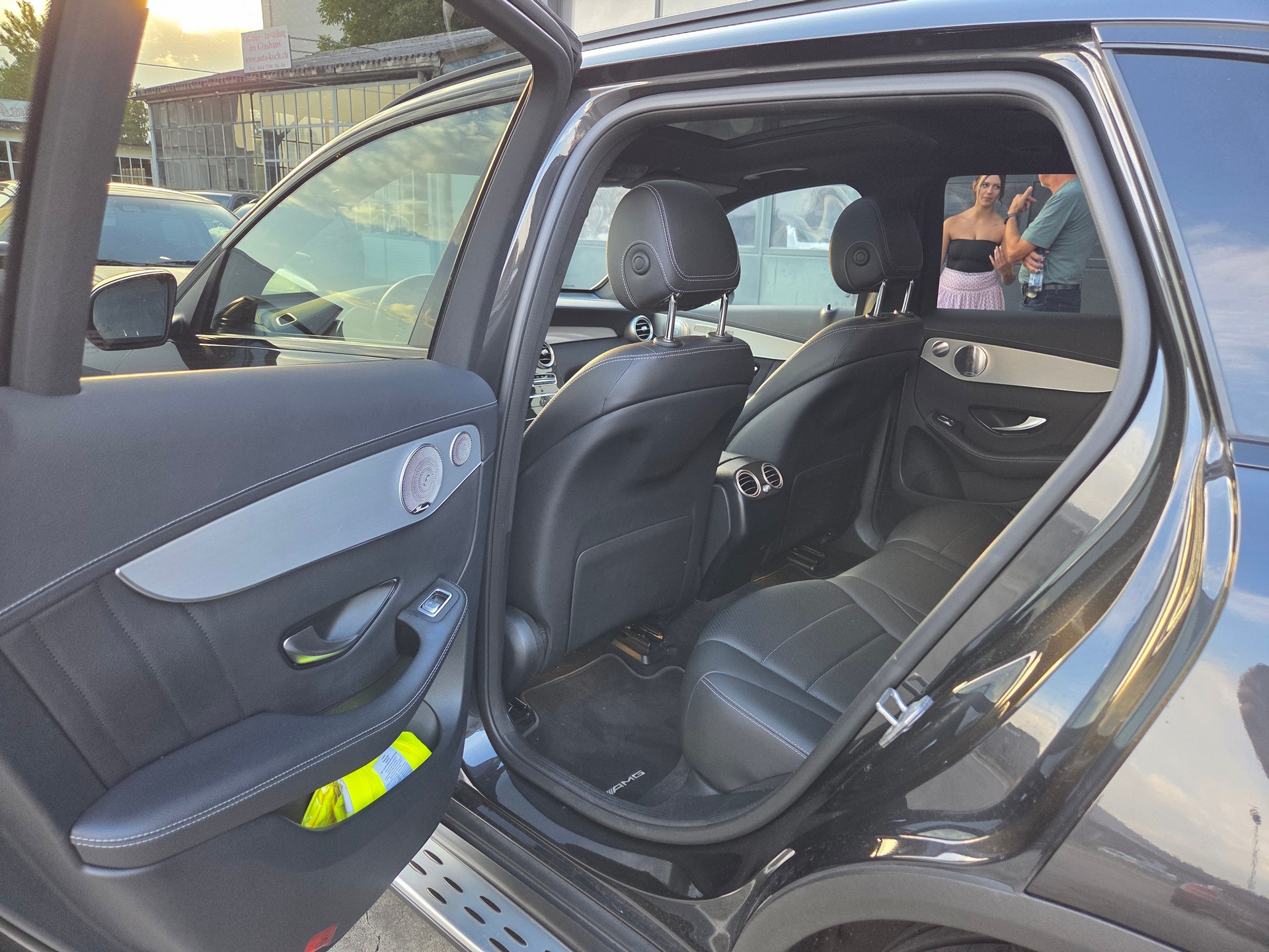 MERCEDES-BENZ GLC 400 d 4Matic AMG Line 9G-Tronic-image-16