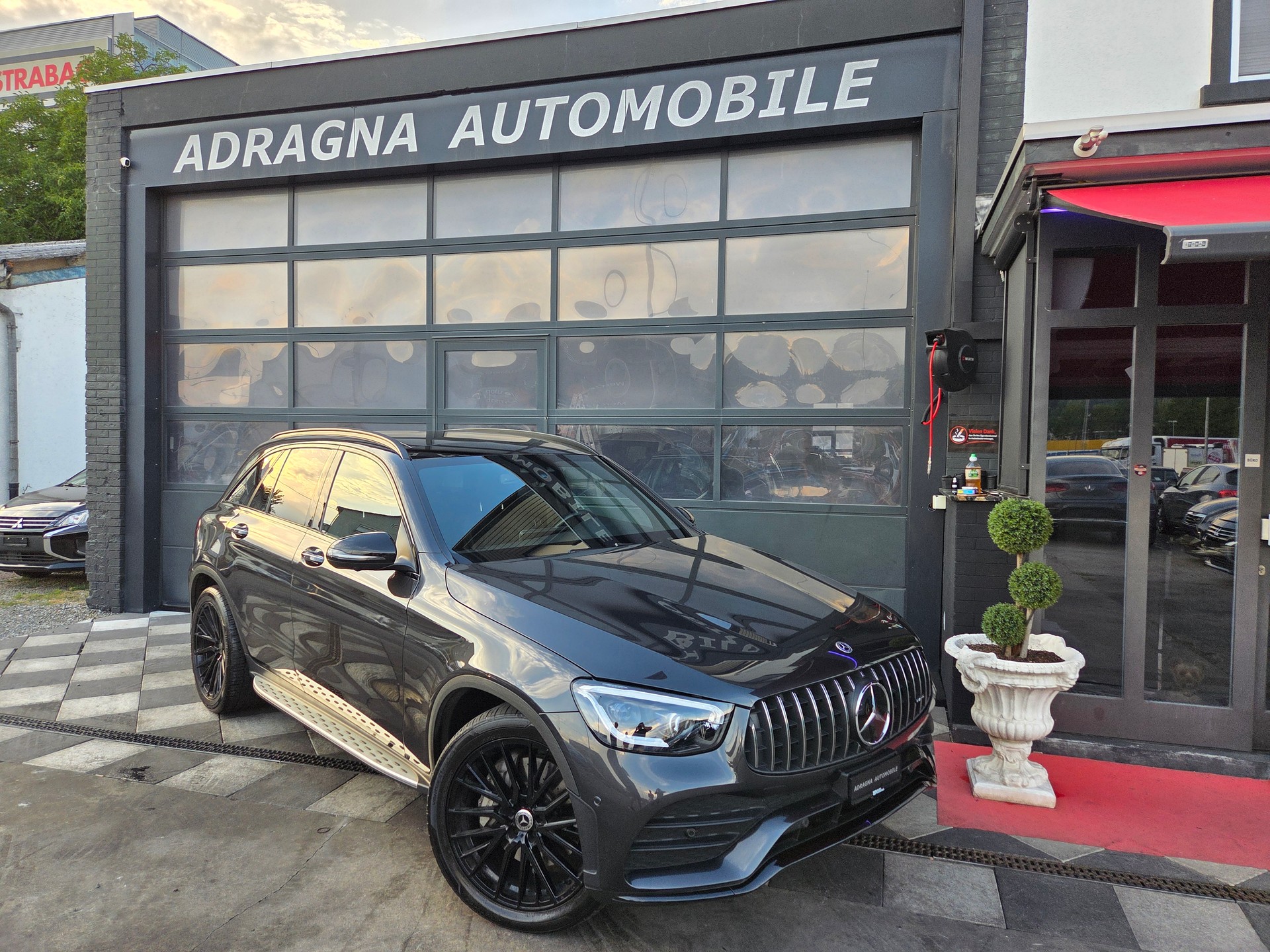 MERCEDES-BENZ GLC 400 d 4Matic AMG Line 9G-Tronic-image-1