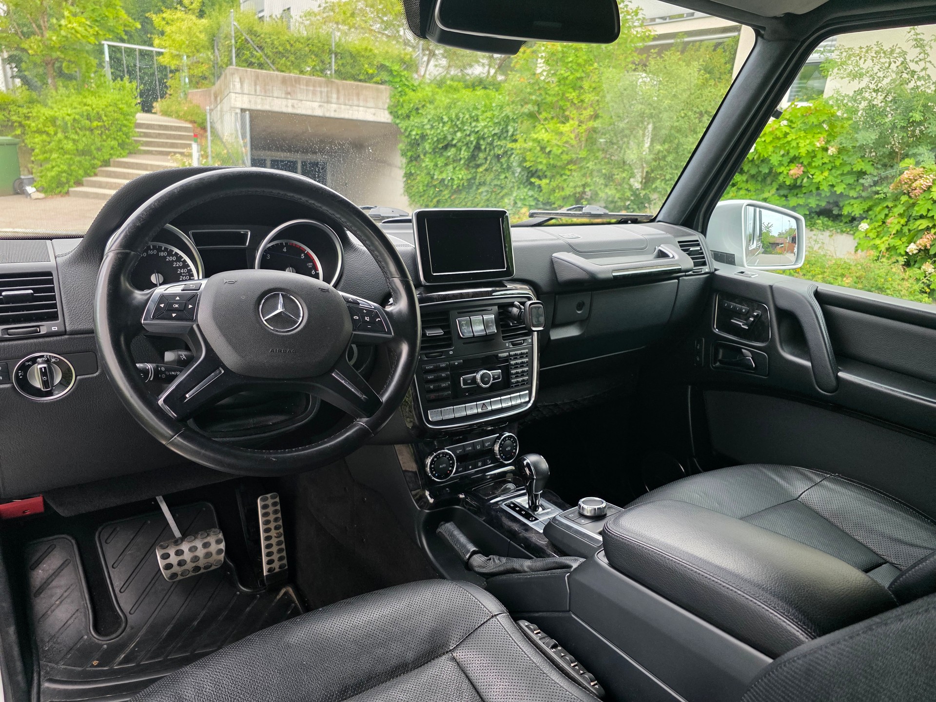 MERCEDES-BENZ G 350-image-13
