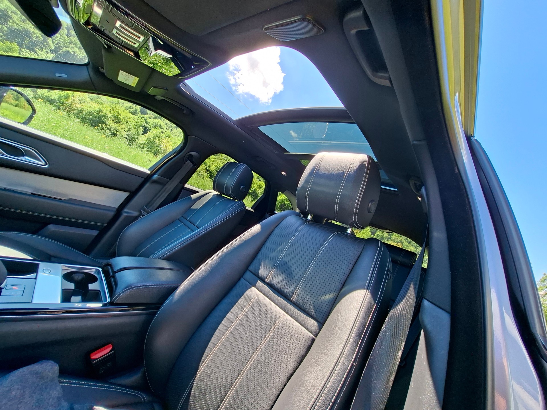 LAND ROVER Range Rover Velar P 250 SE Automatic-image-13