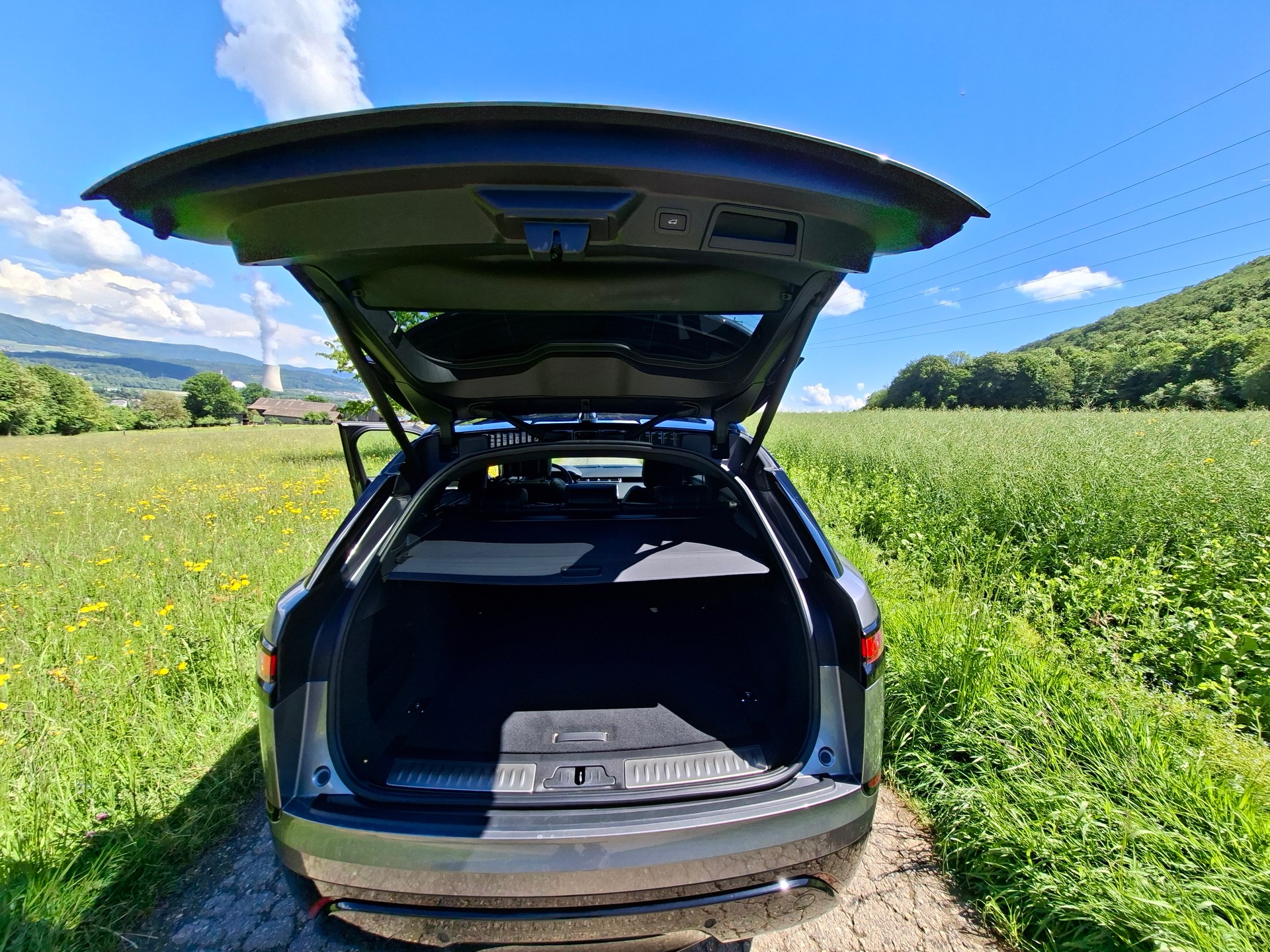 LAND ROVER Range Rover Velar P 250 SE Automatic-image-17