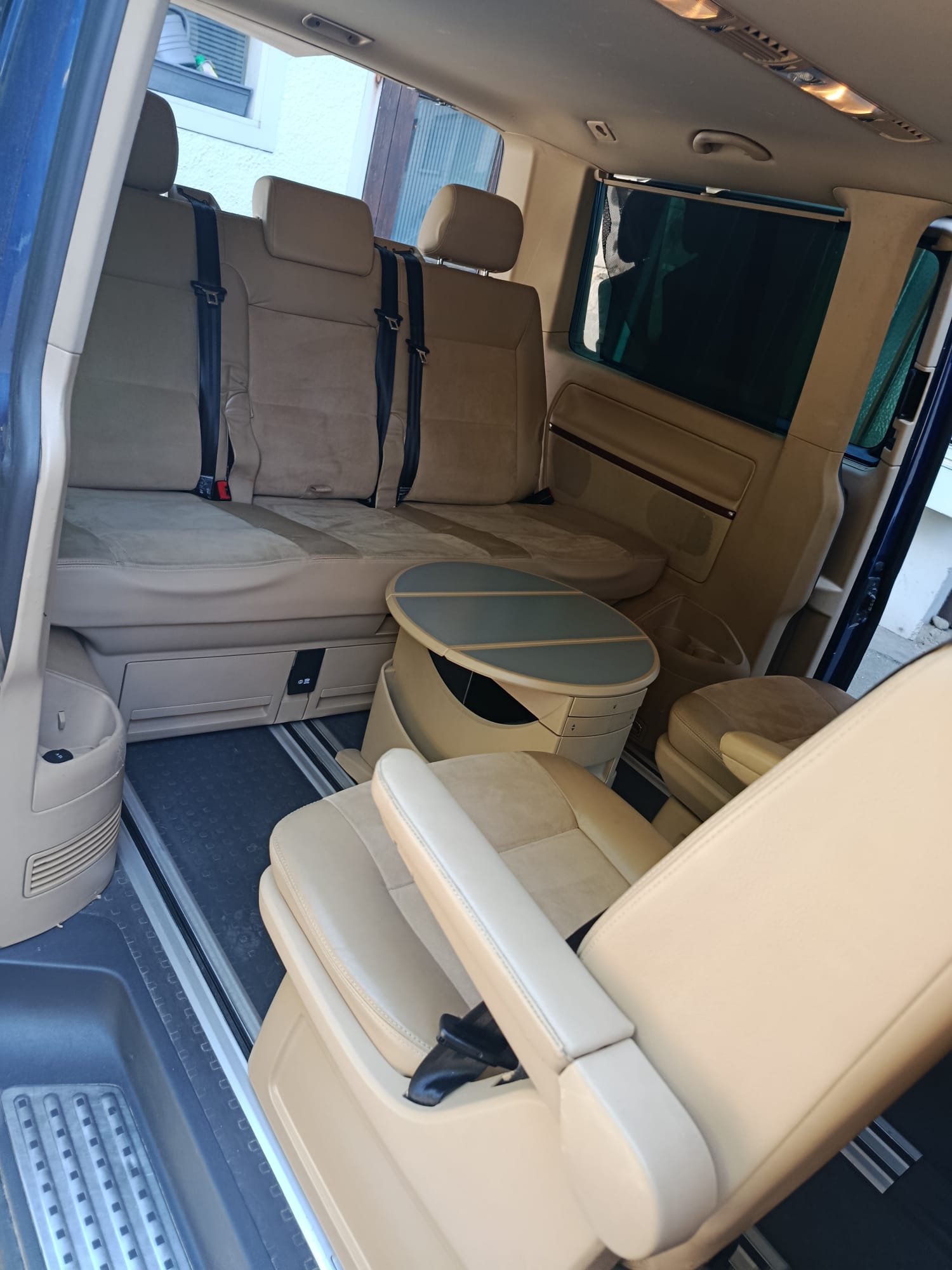 VW 2.5 TDI 174 Highline 4motion-image-4