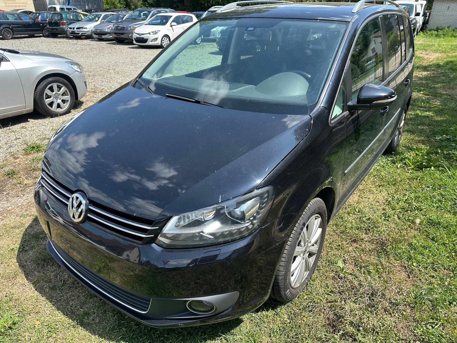 VW Touran 2.0 TDI Highline DSG-image-3