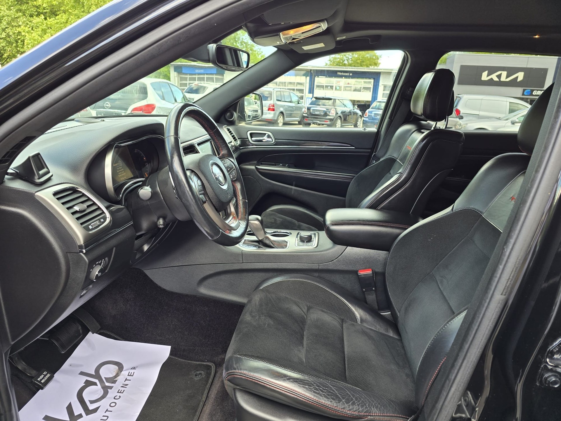 JEEP Grand Cherokee 3.0 CRD Trailhawk Automatic-image-20