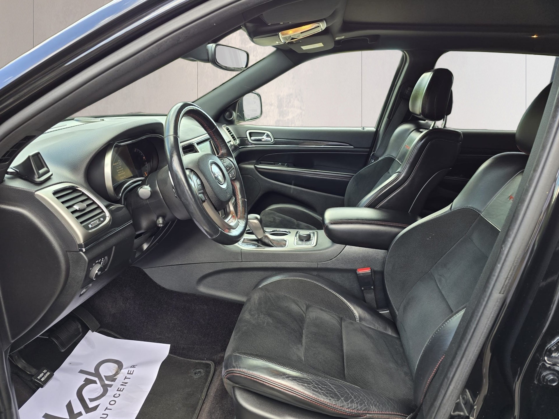 JEEP Grand Cherokee 3.0 CRD Trailhawk Automatic-image-20
