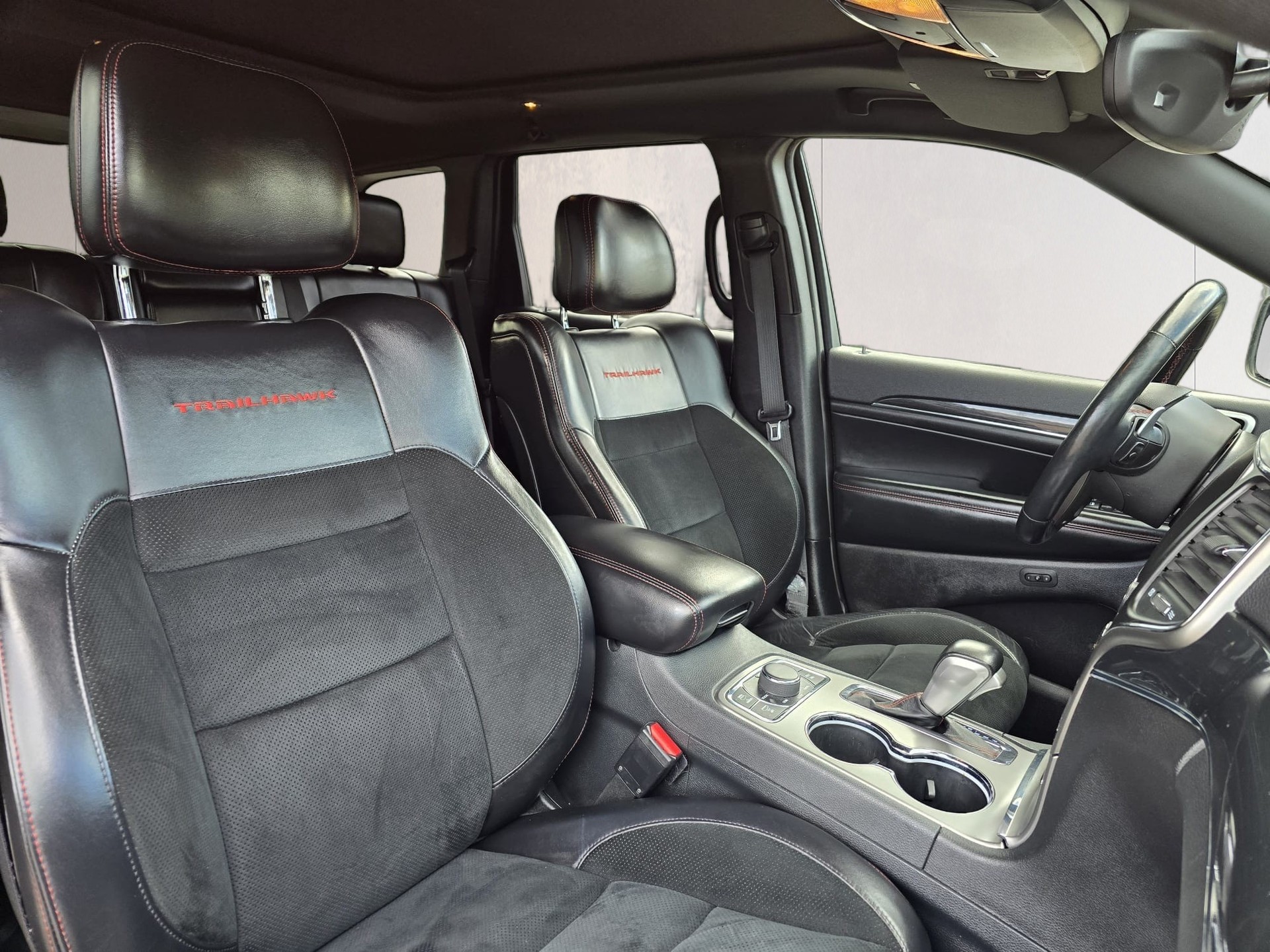 JEEP Grand Cherokee 3.0 CRD Trailhawk Automatic-image-19