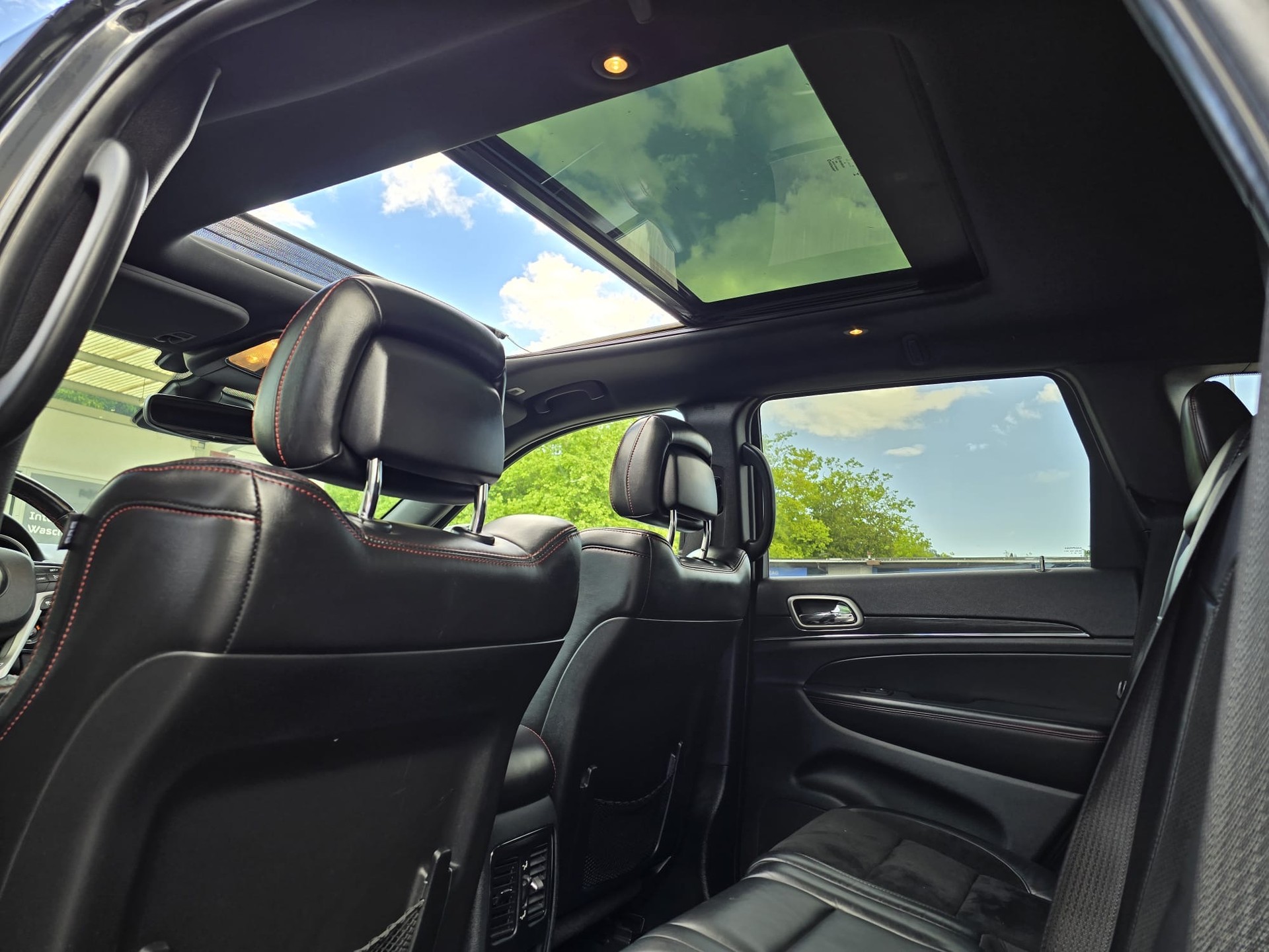 JEEP Grand Cherokee 3.0 CRD Trailhawk Automatic-image-23