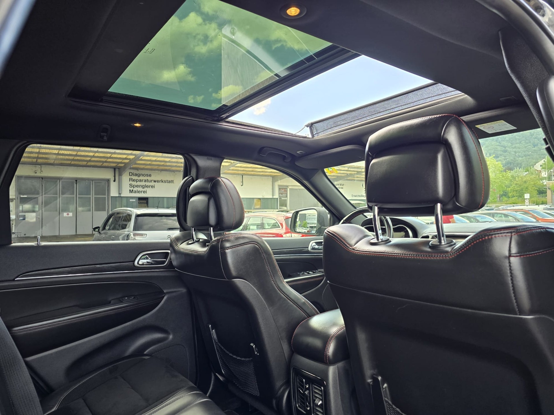 JEEP Grand Cherokee 3.0 CRD Trailhawk Automatic-image-24