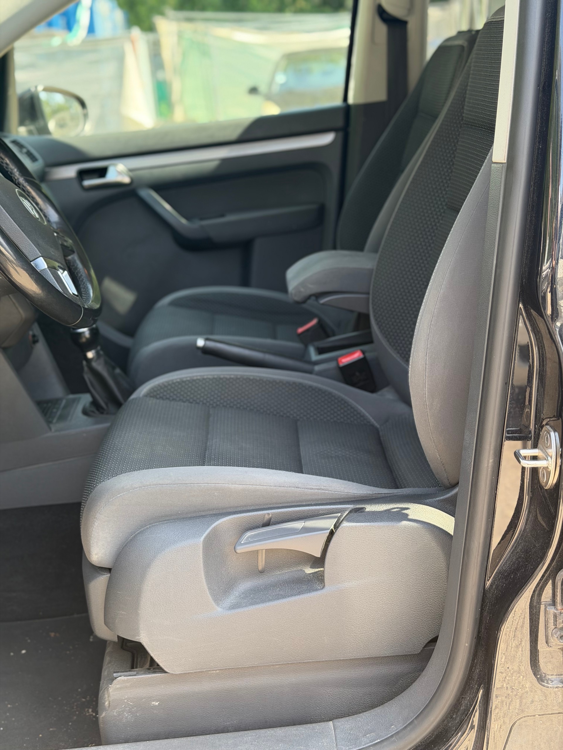 VW Touran 1.4 TSI Trendline-image-9