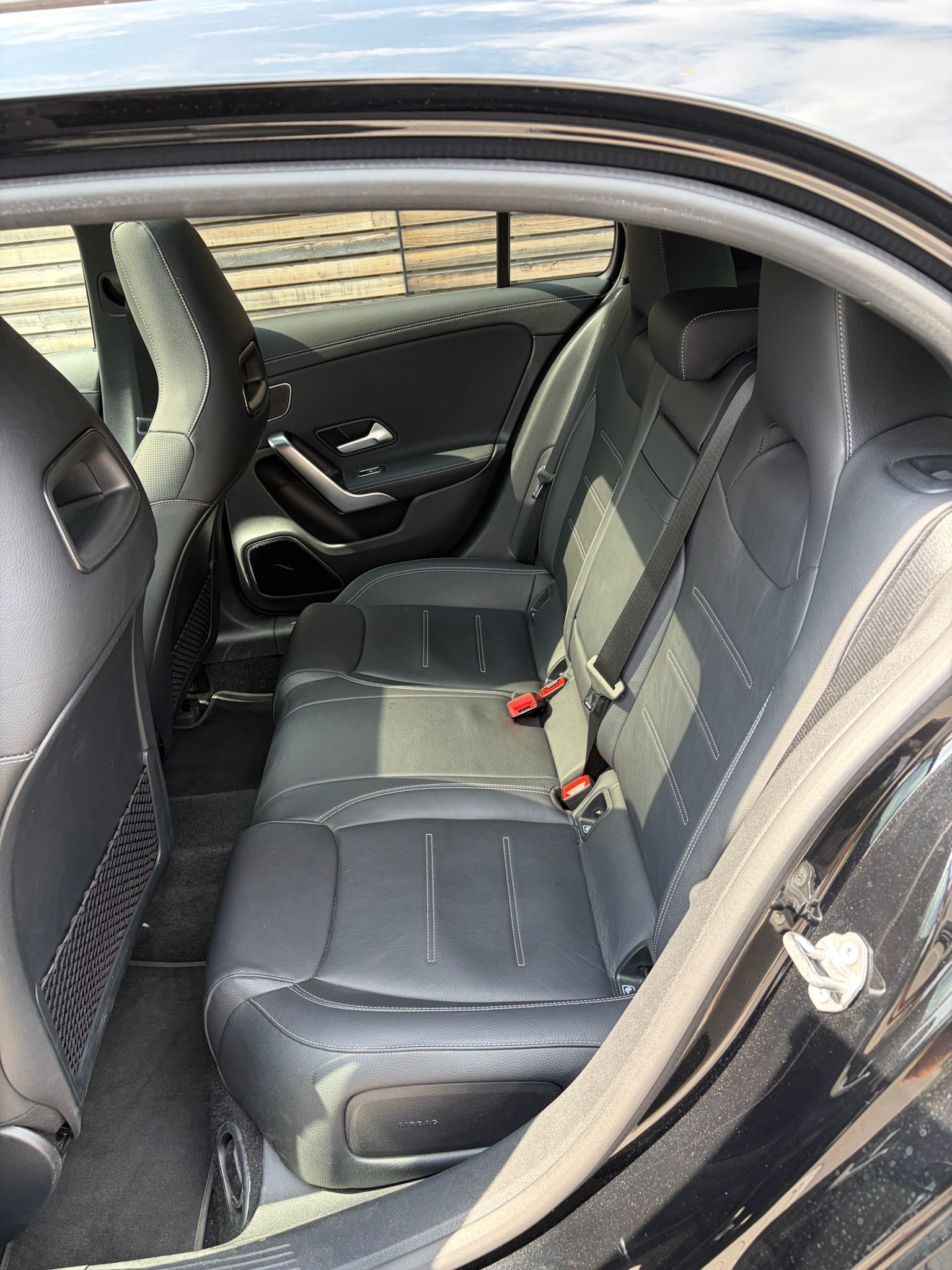 MERCEDES-BENZ A 220 d AMG Line 4m-image-4