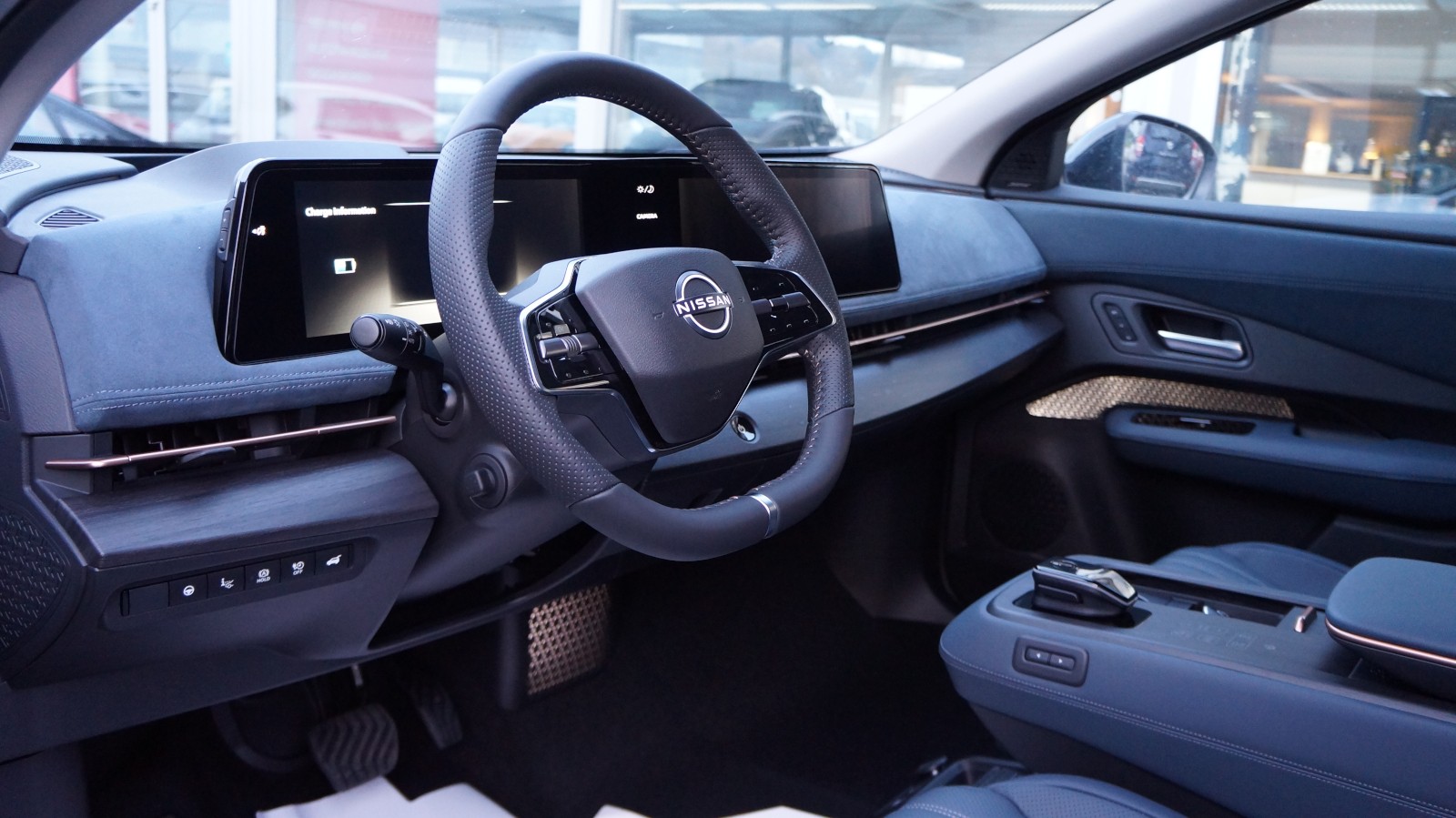 NISSAN Ariya 87 kWh Evolve-image-6