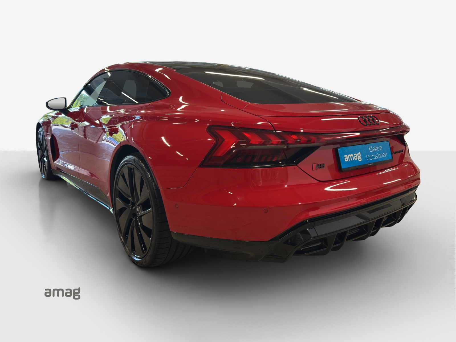 AUDI RS e-tron GT quattro-image-2